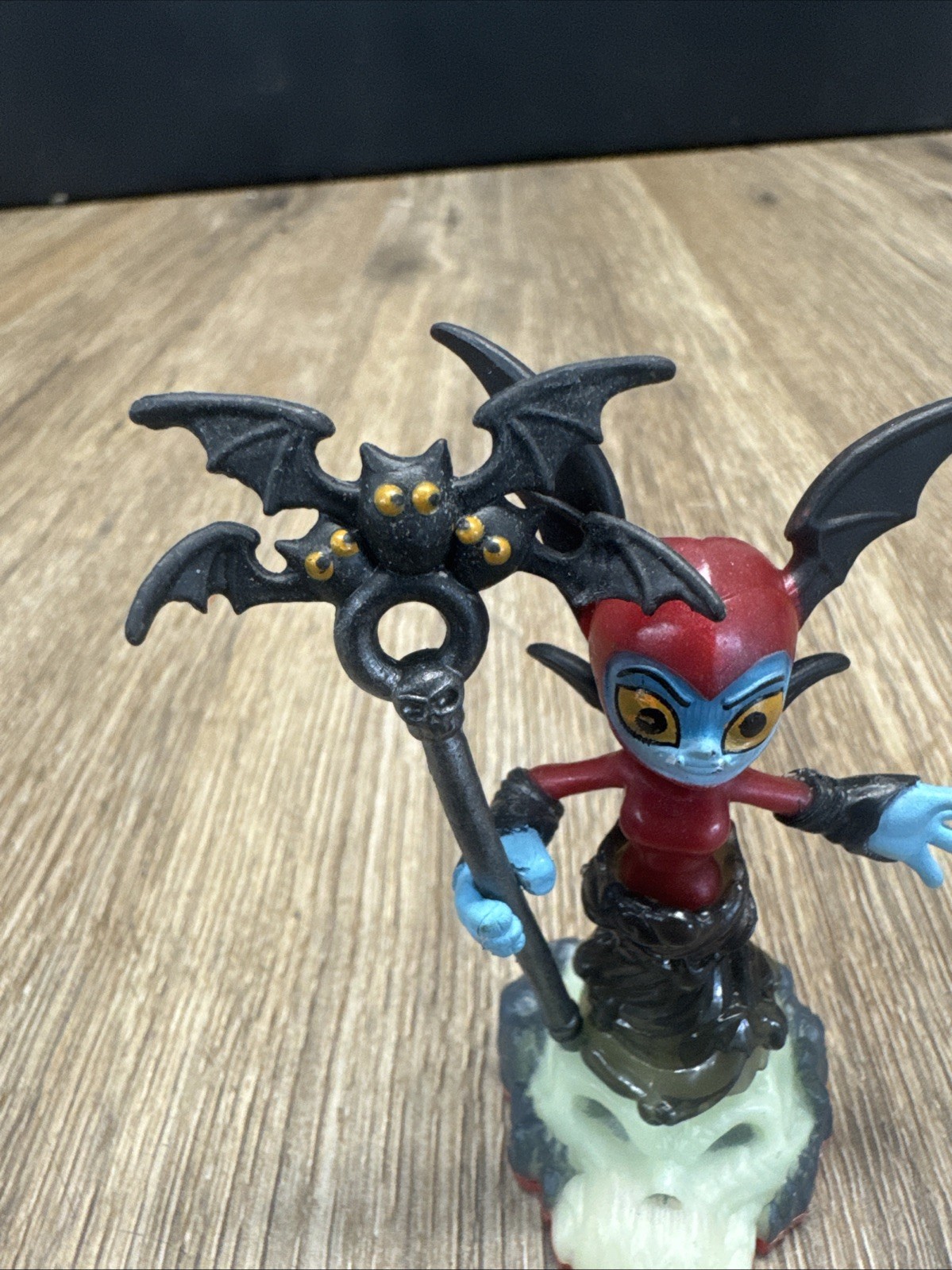 Skylanders Trap Team Bat Spin Character Figure Death Element Activision 2014
