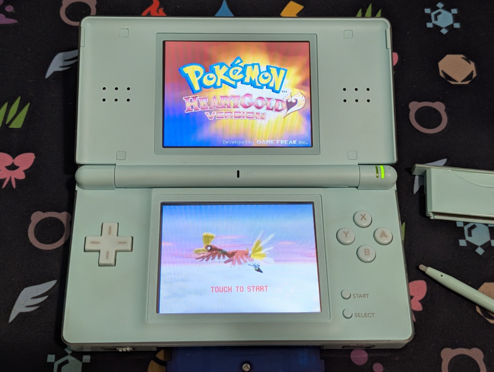 Nintendo DS Lite Teal Blue w/Charger – Tested & Working – A067
