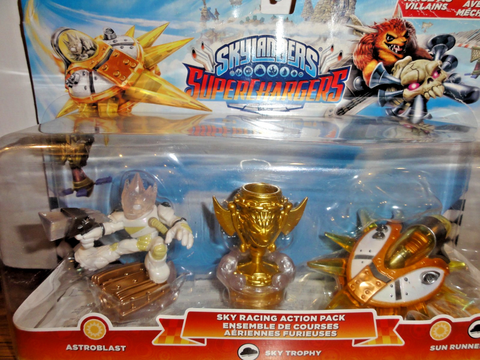 Skylanders Superchargers Sky Racing Action Pack