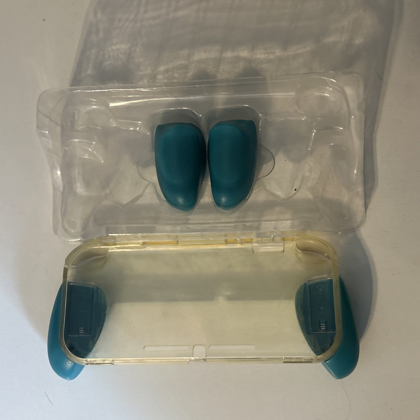 Nintendo Switch Lite Turquoise 256gb Micro SD With Grip Case