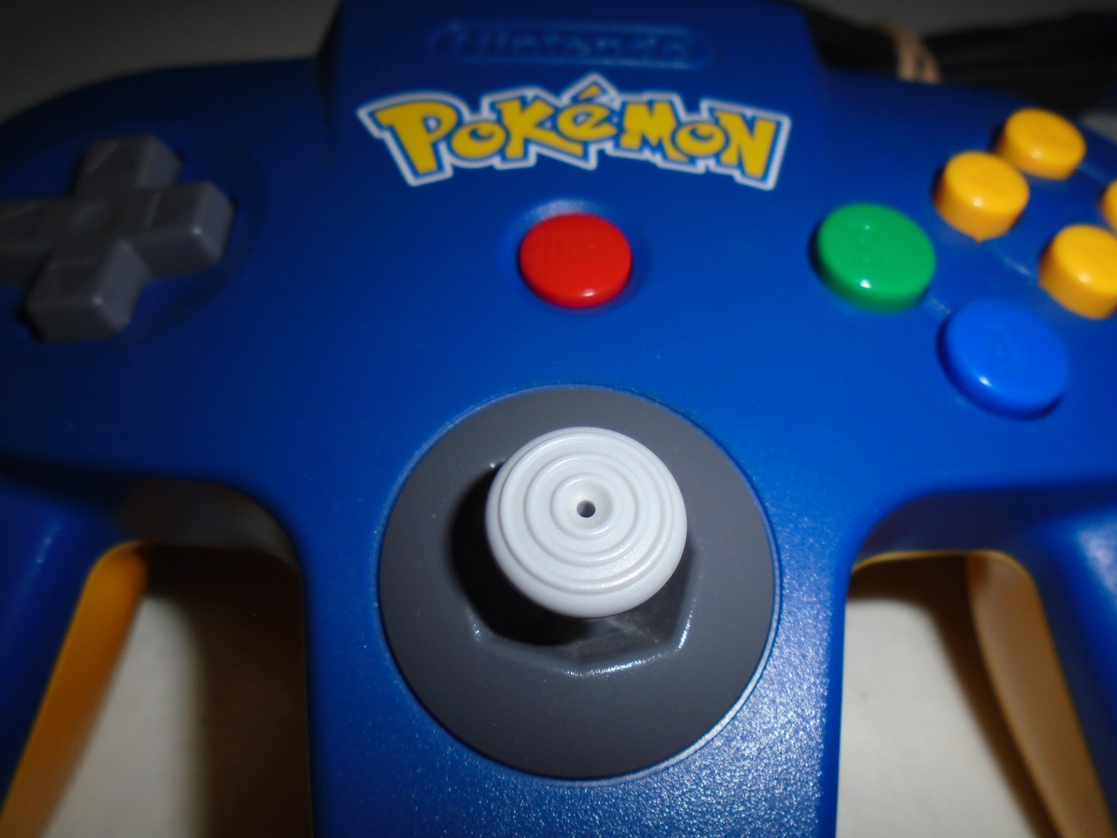 OEM Pokémon Special Pikachu Edition USA Controller w/tight joystick Nintendo 64