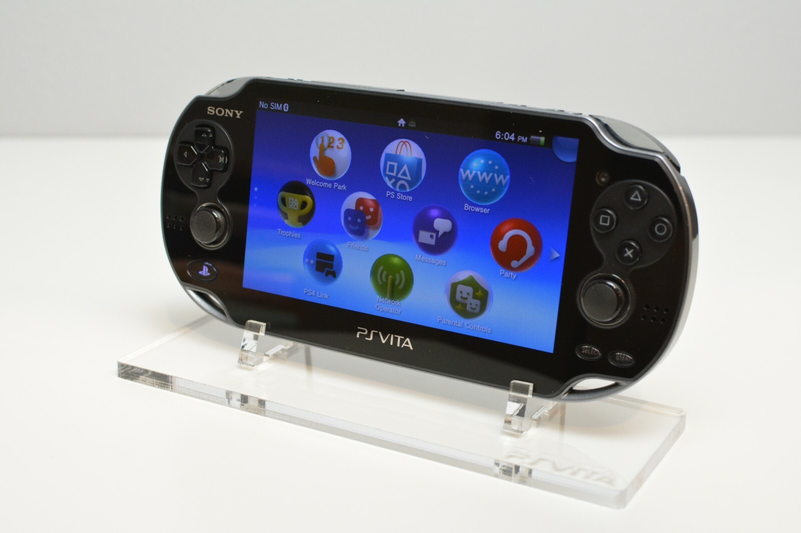 SONY PS Vita PCH-1000 / 1100 Black Model OLED Wi-Fi w/ Charger Excellent