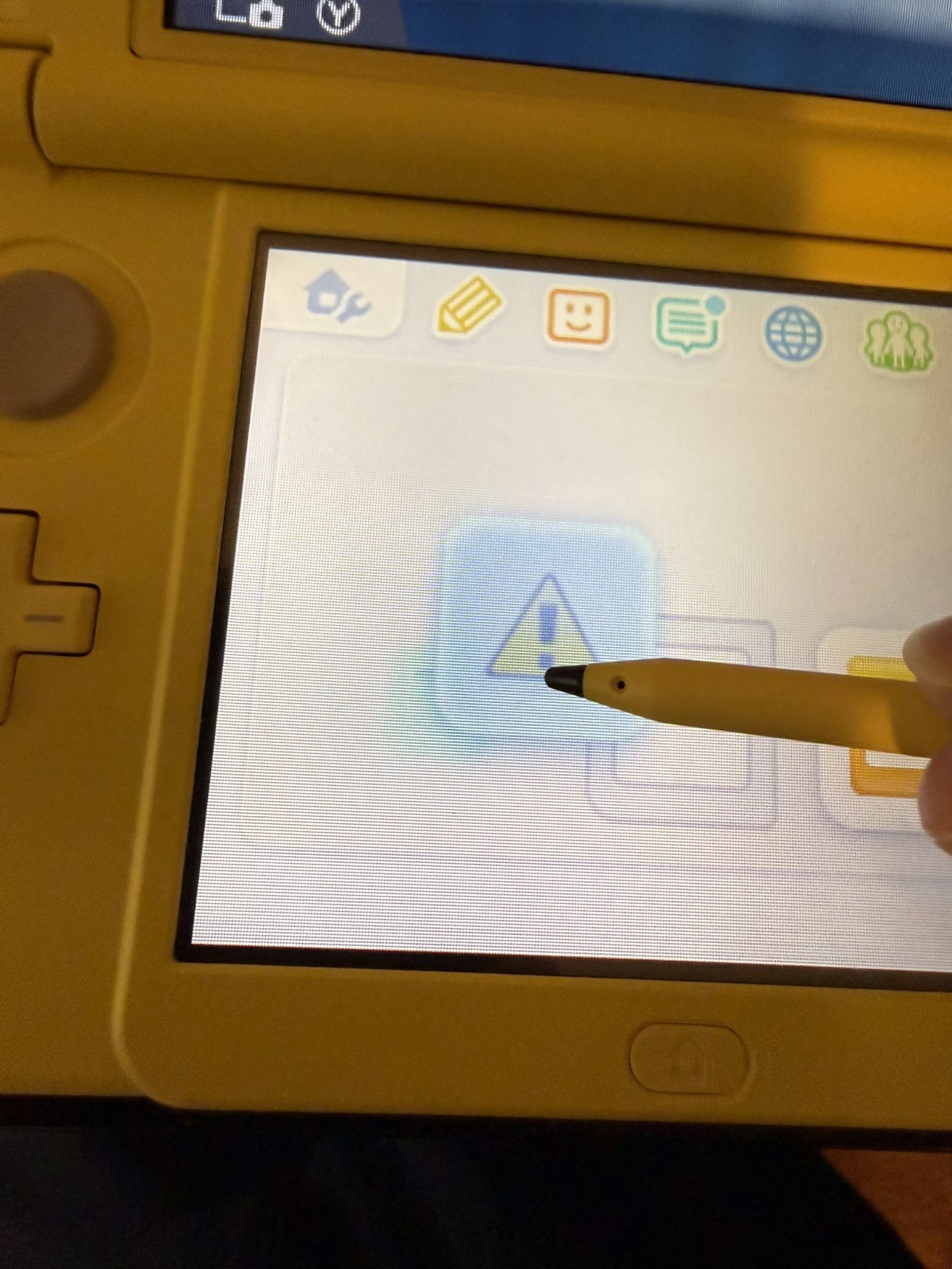 Nintendo 3DS XL Pikachu Yellow Limited Edition Handheld Console