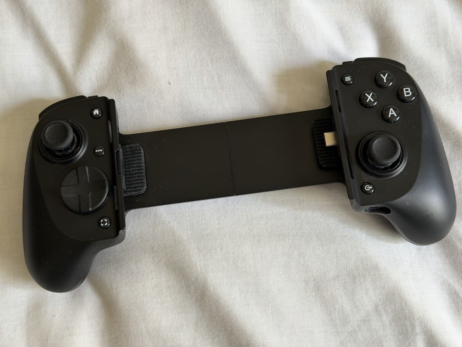 Razer Kishi v3 Pro Gaming Controller for Android iPhone 15-17, iPad Mini (USB C)