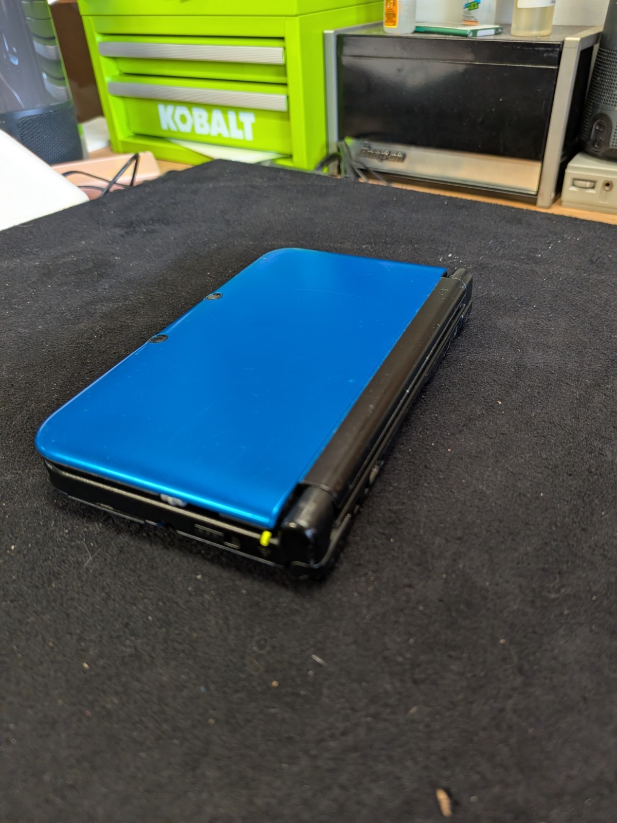 Nintendo 3DS XL Handheld System – Blue/Black