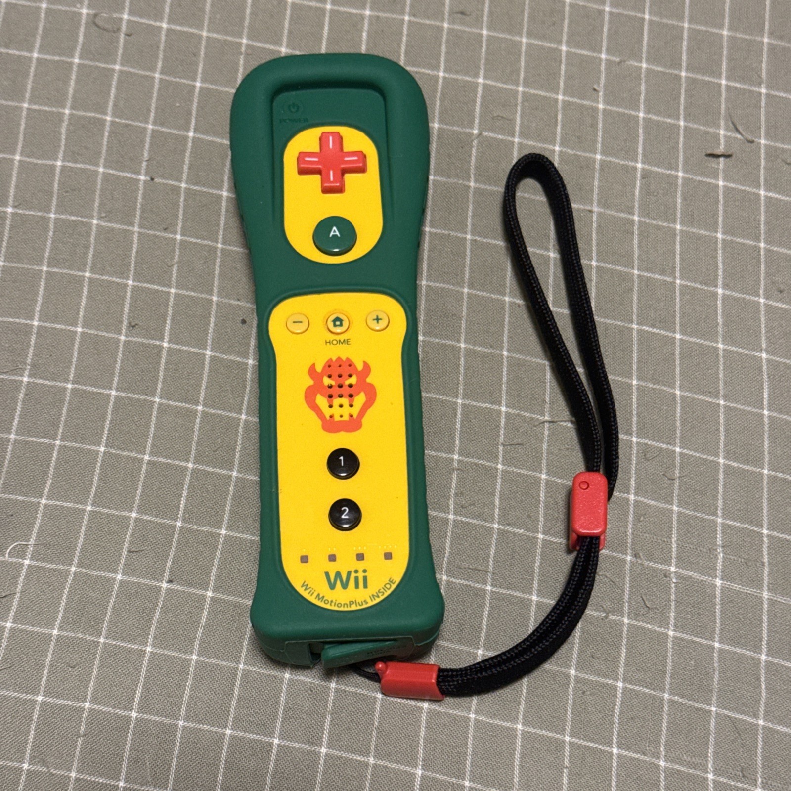 Nintendo Wii Official Remote Controller: Bowser Motion Plus Wii, WiiU, no box