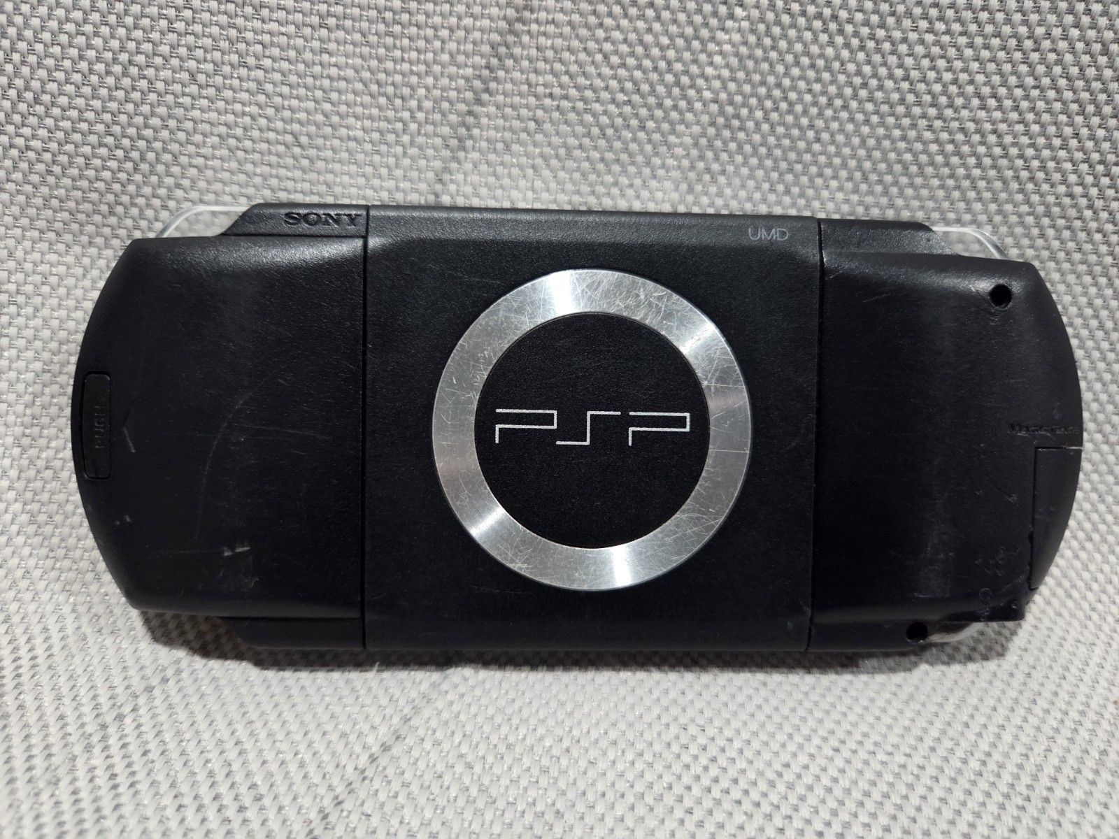 Sony PSP-1001 PlayStation Portable Handheld Console ONLY Black Fair Condition