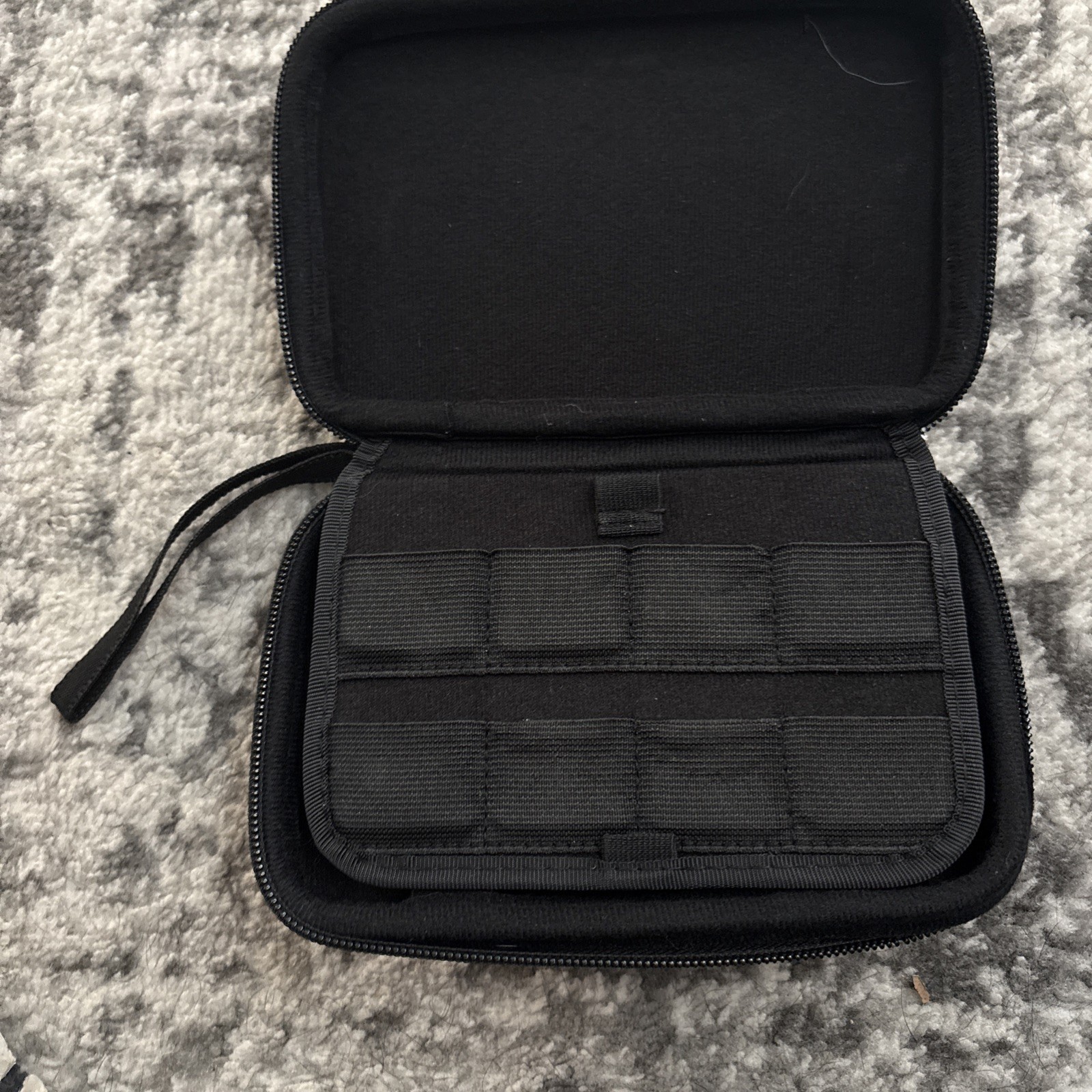 Nintendo Padded Zipper Carrying Case Red/Black for 3DS/2DS, Card Slots