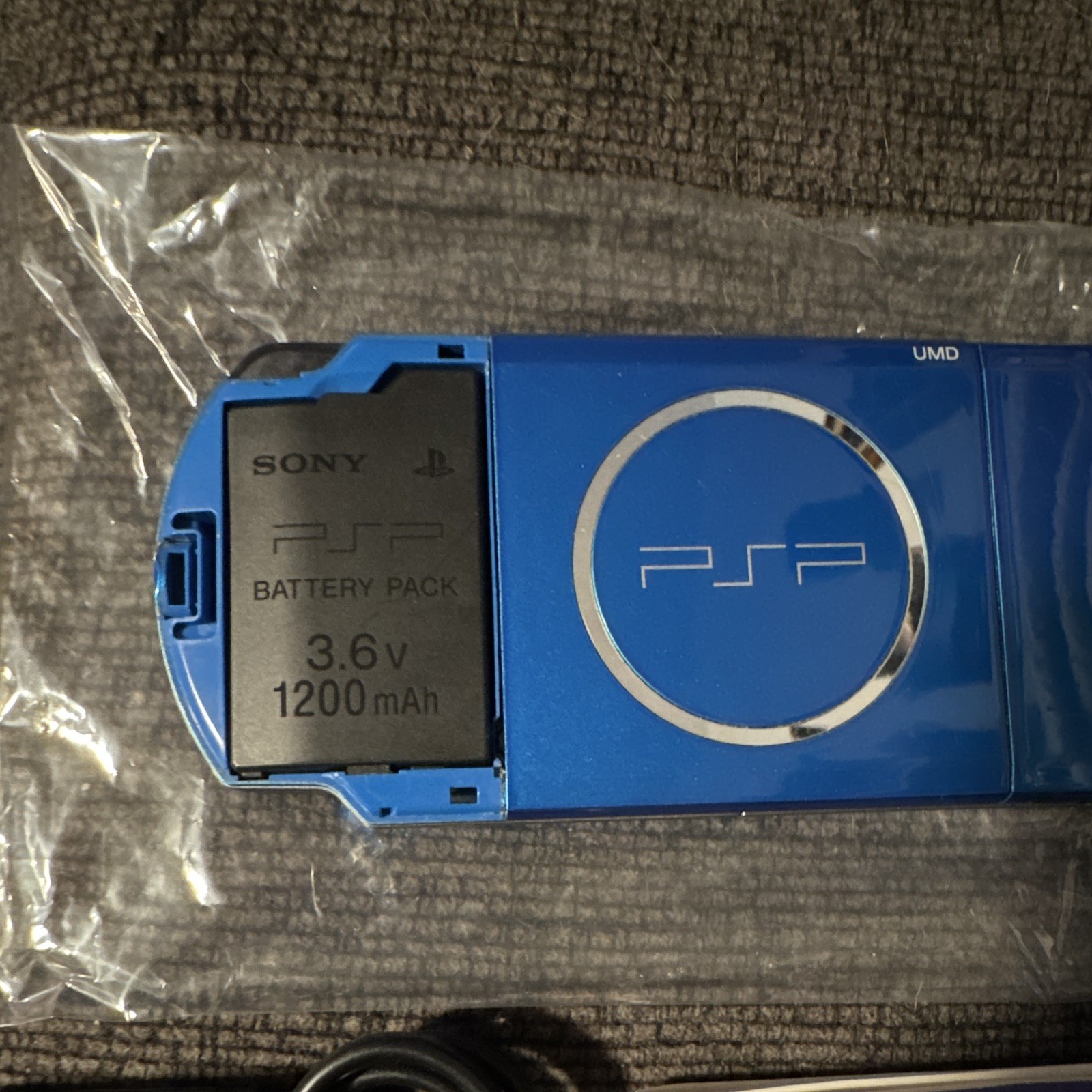 Sony PSP-3000 Vibrant Blue Handheld Console NTSC-J Wi-Fi w/ Box Manuals