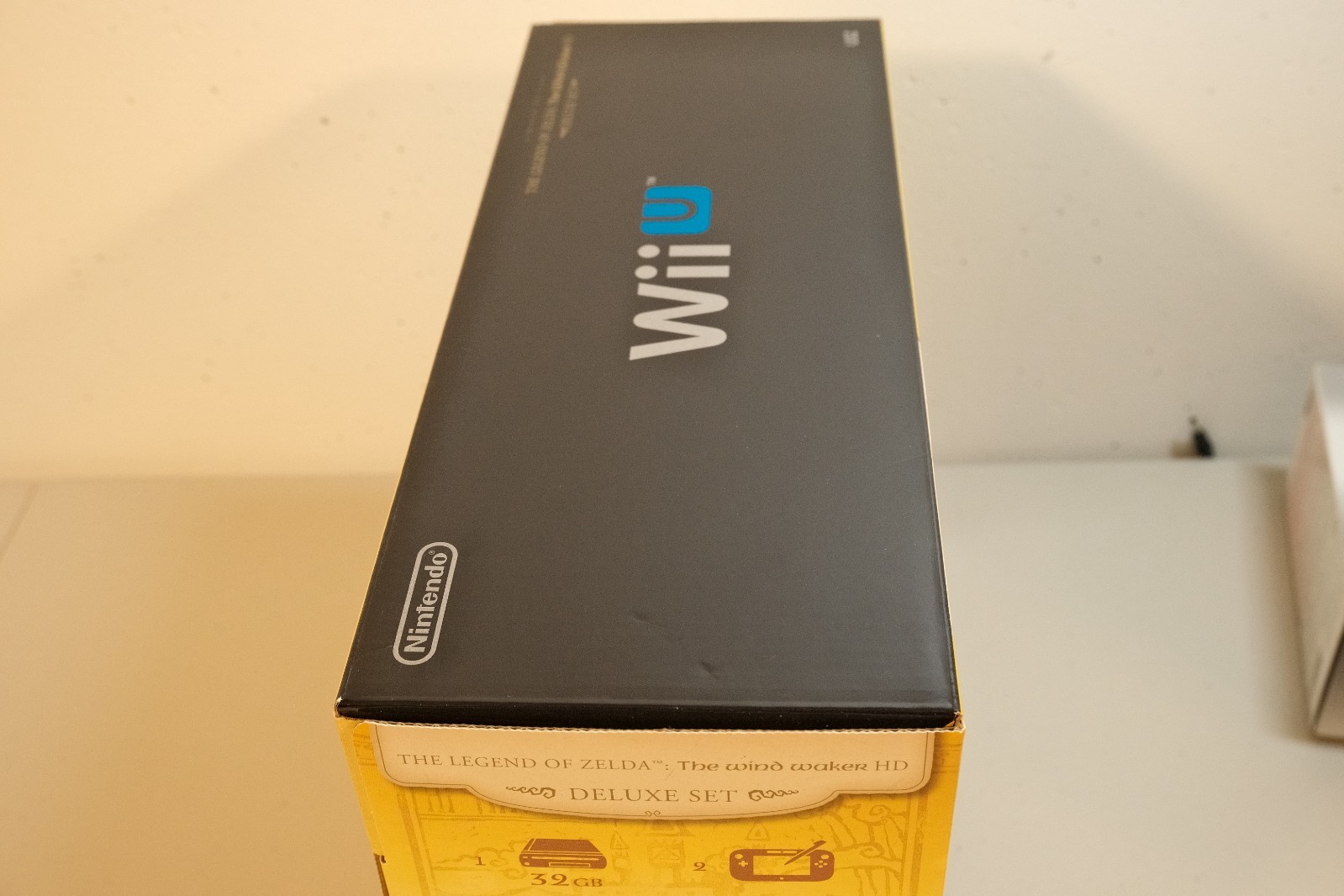 Nintendo Wii U The Legend of Zelda The Wind Waker HD Deluxe Set 32GB Console New