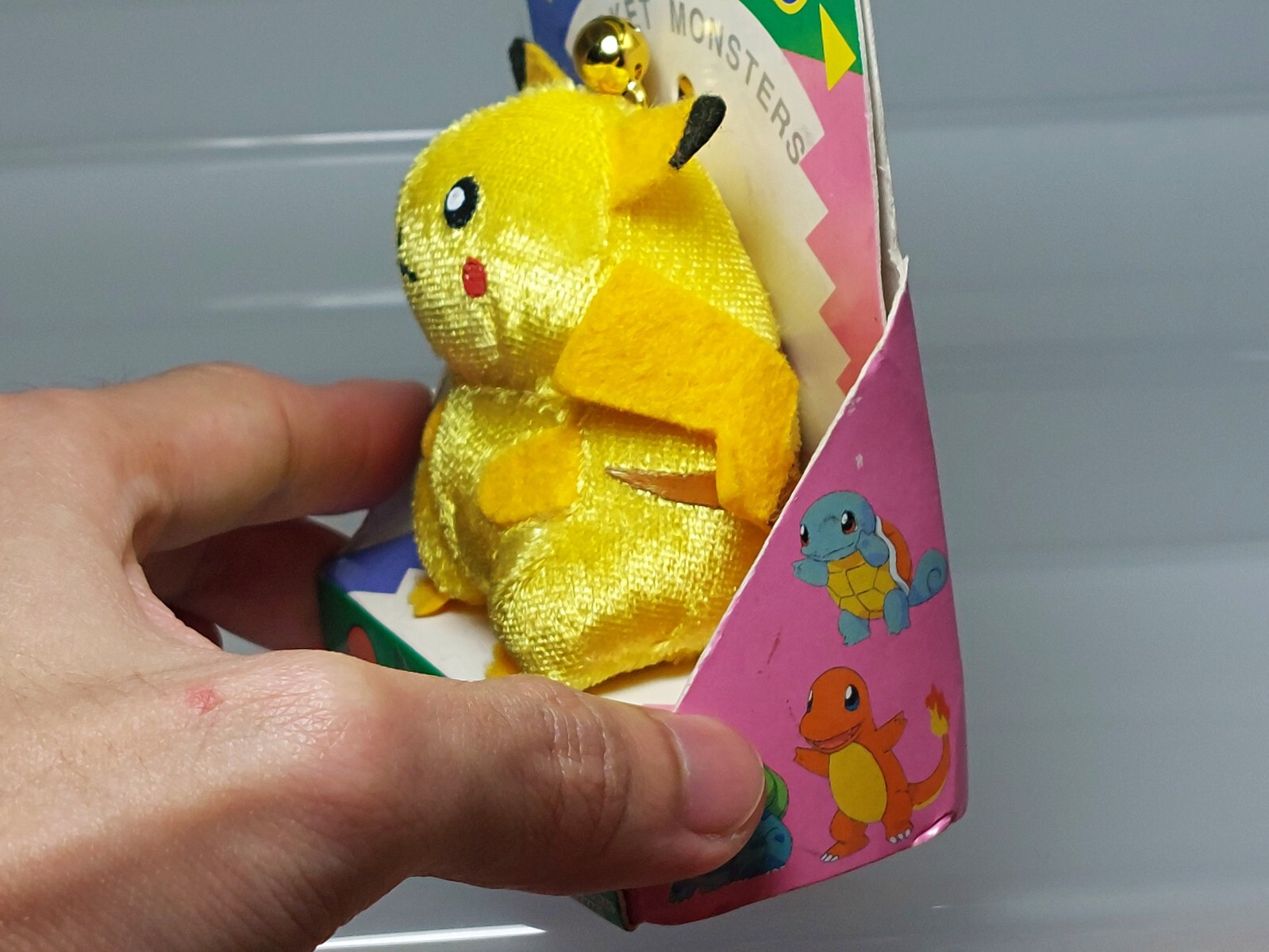Pikachu Suzunari Pokemon Nuigurumi Plush Doll Bell Banpresto 1998 Japan 2.4in