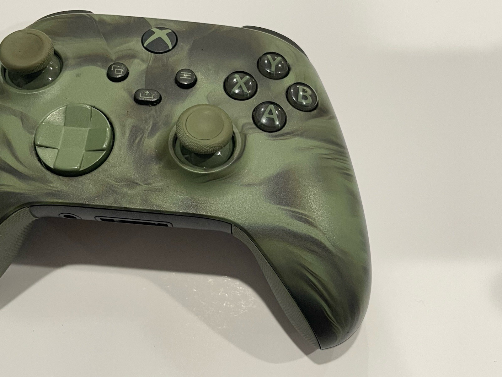 Microsoft Xbox Nocturnal Vapor Special Edition Wireless Controller – Used