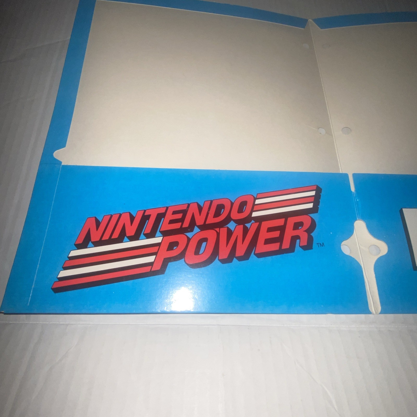 Vintage Nintendo Power 3 Hole School Folder Zelda Link & Super Mario 1988