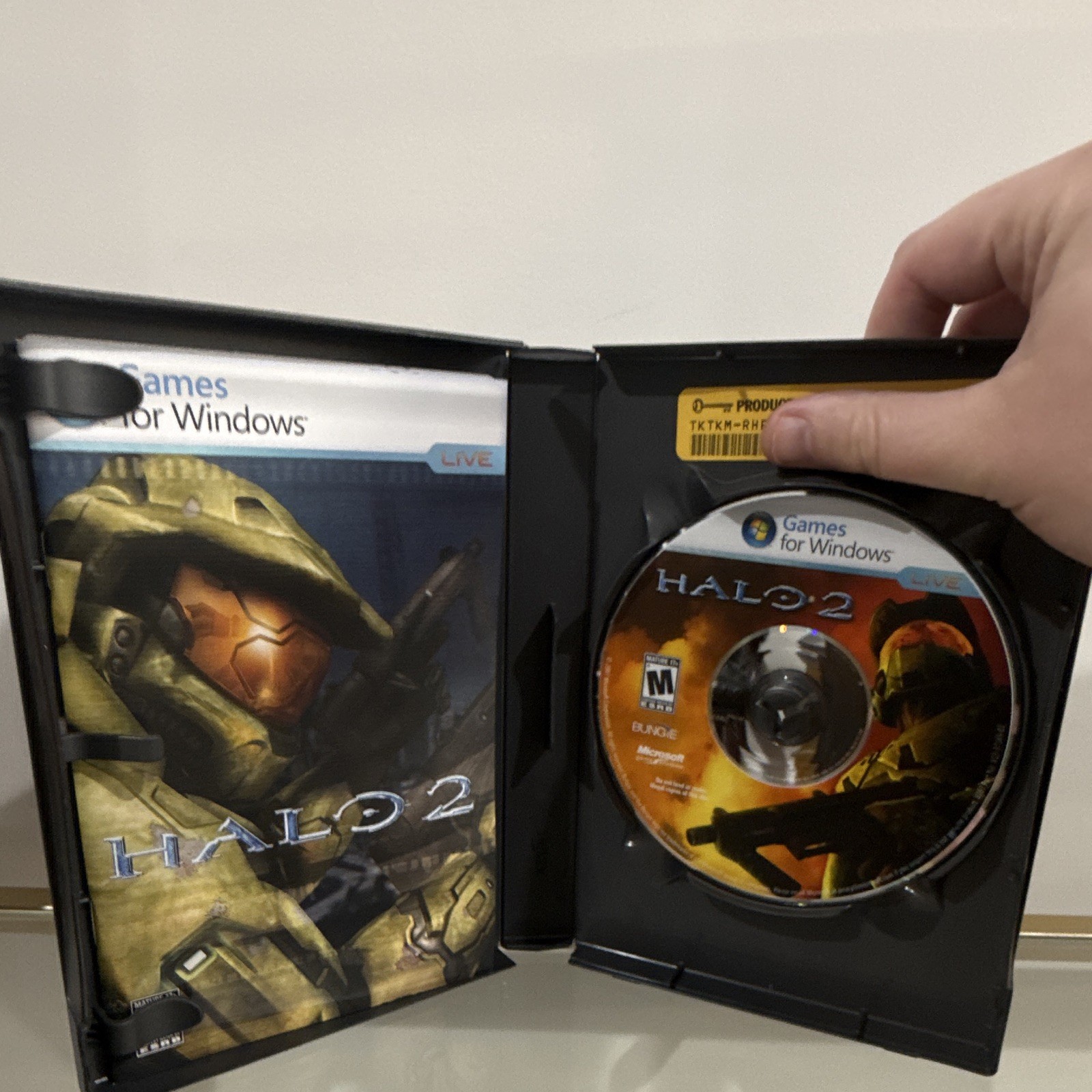 Microsoft Halo 2 PC DVD Manual Included Multiplayer Online M Shooter Halo Series