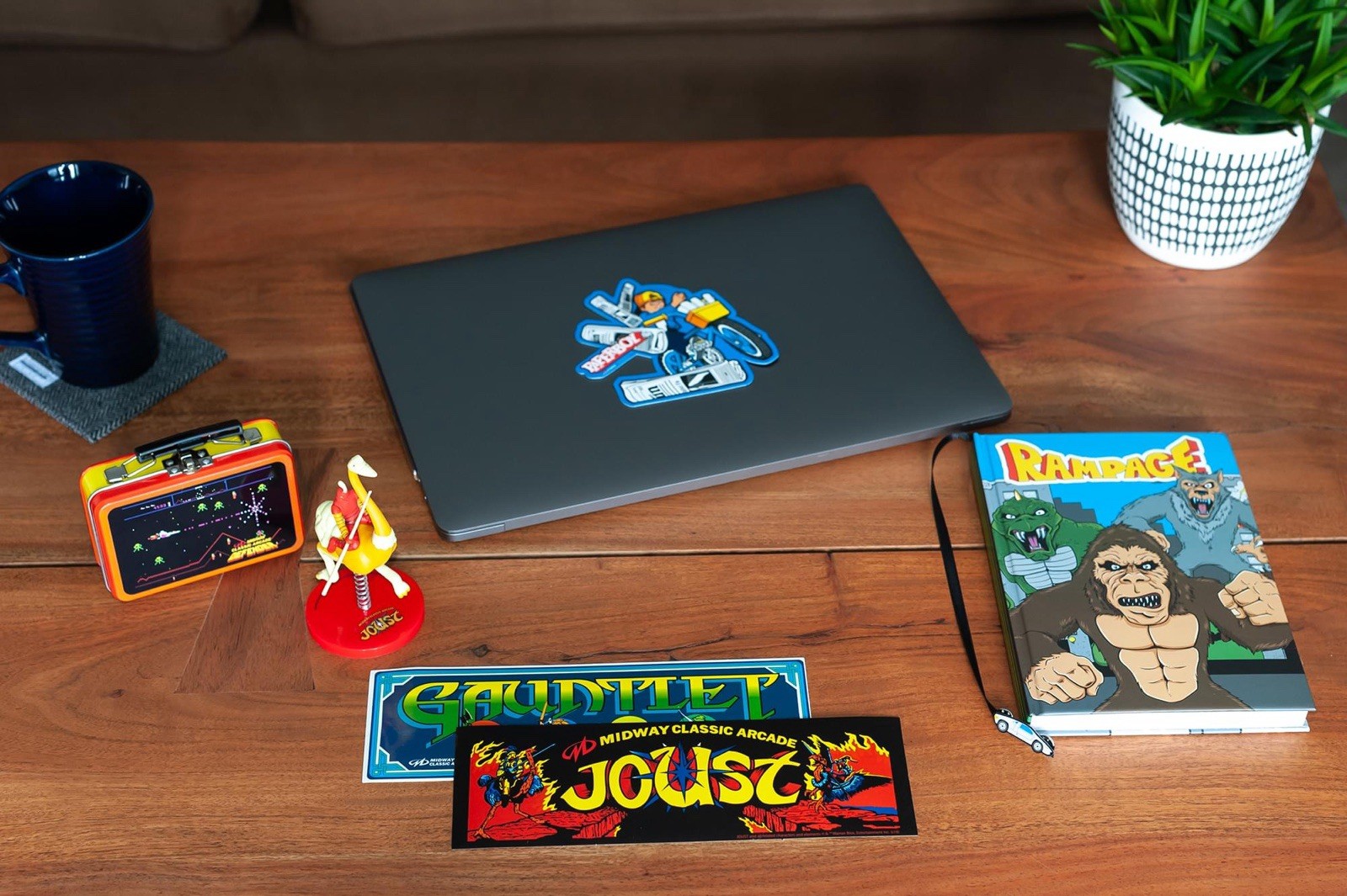 Midway Classic Arcade Game Collectible Loot Box Rampage Joust Defender Gauntlet