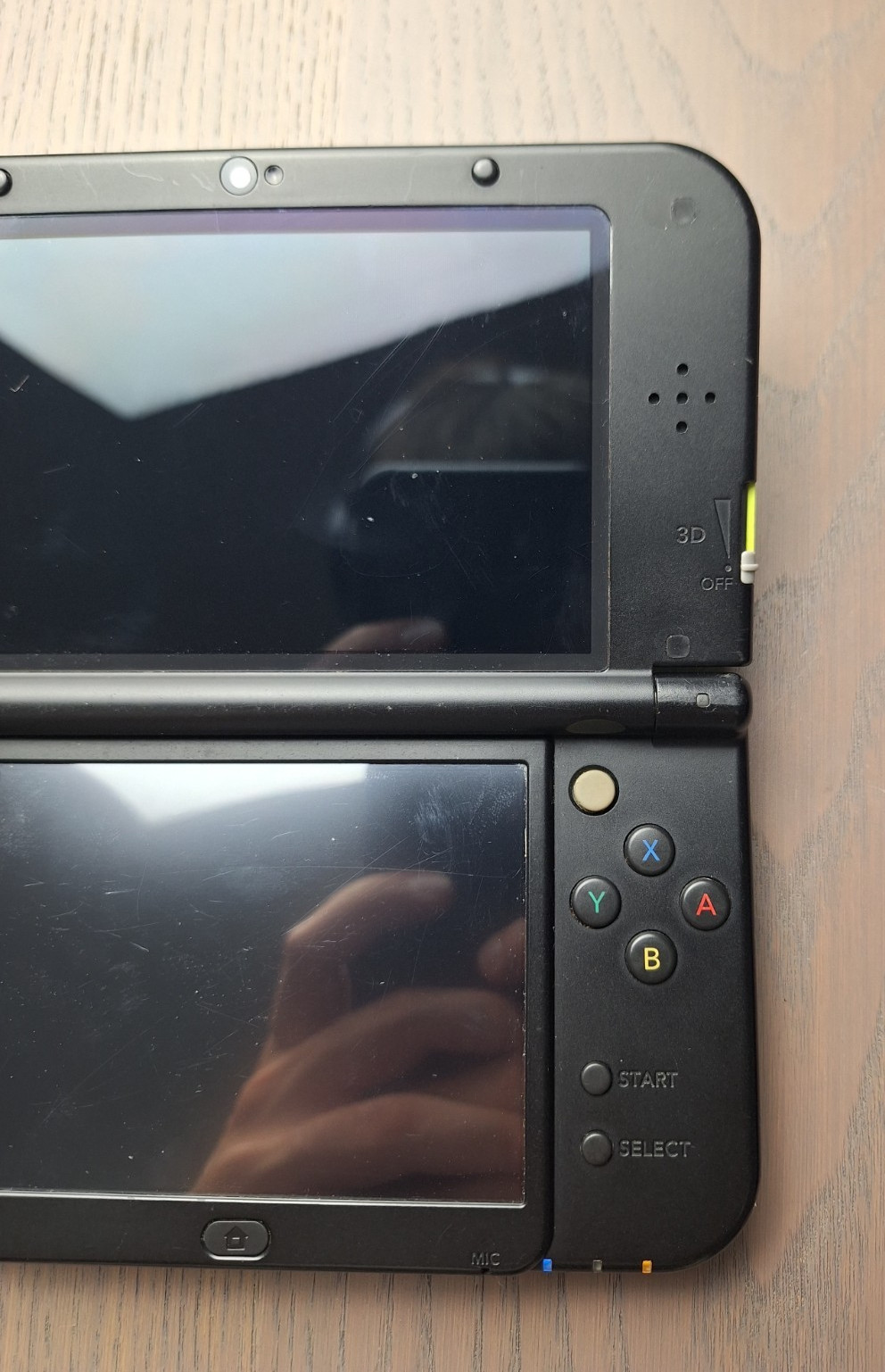 New Nintendo 3DS XL Lime Black | Charger + 32GB SD Card | Region Free
