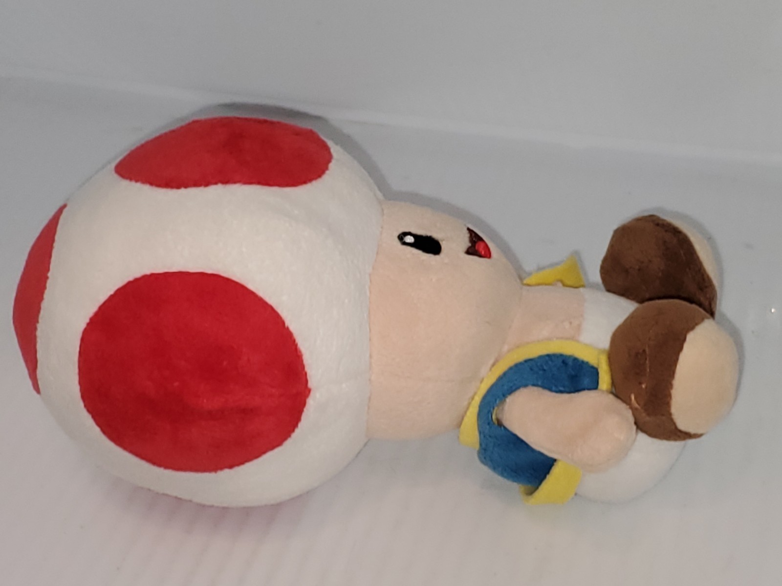 NIntendo Super Mario Toad Mushroom 7″ Plush Doll 2013.