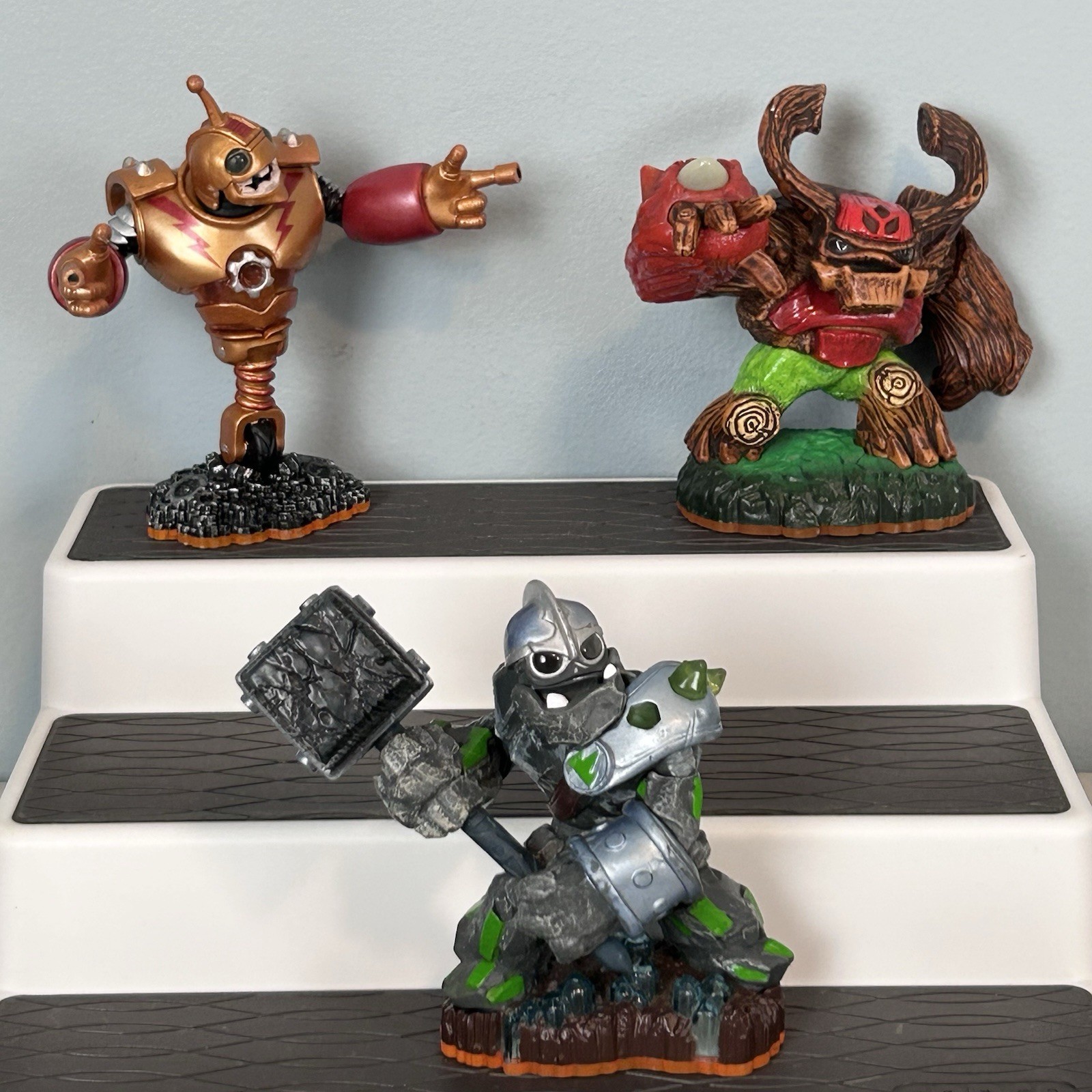 Skylanders Giants Mixed Lot Of 17 Figures 2012
