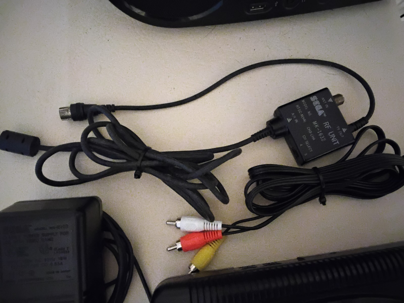Sega Genesis Model 2 MK-1631 Console 2 OEM 6 Button Controllers Power Supply +