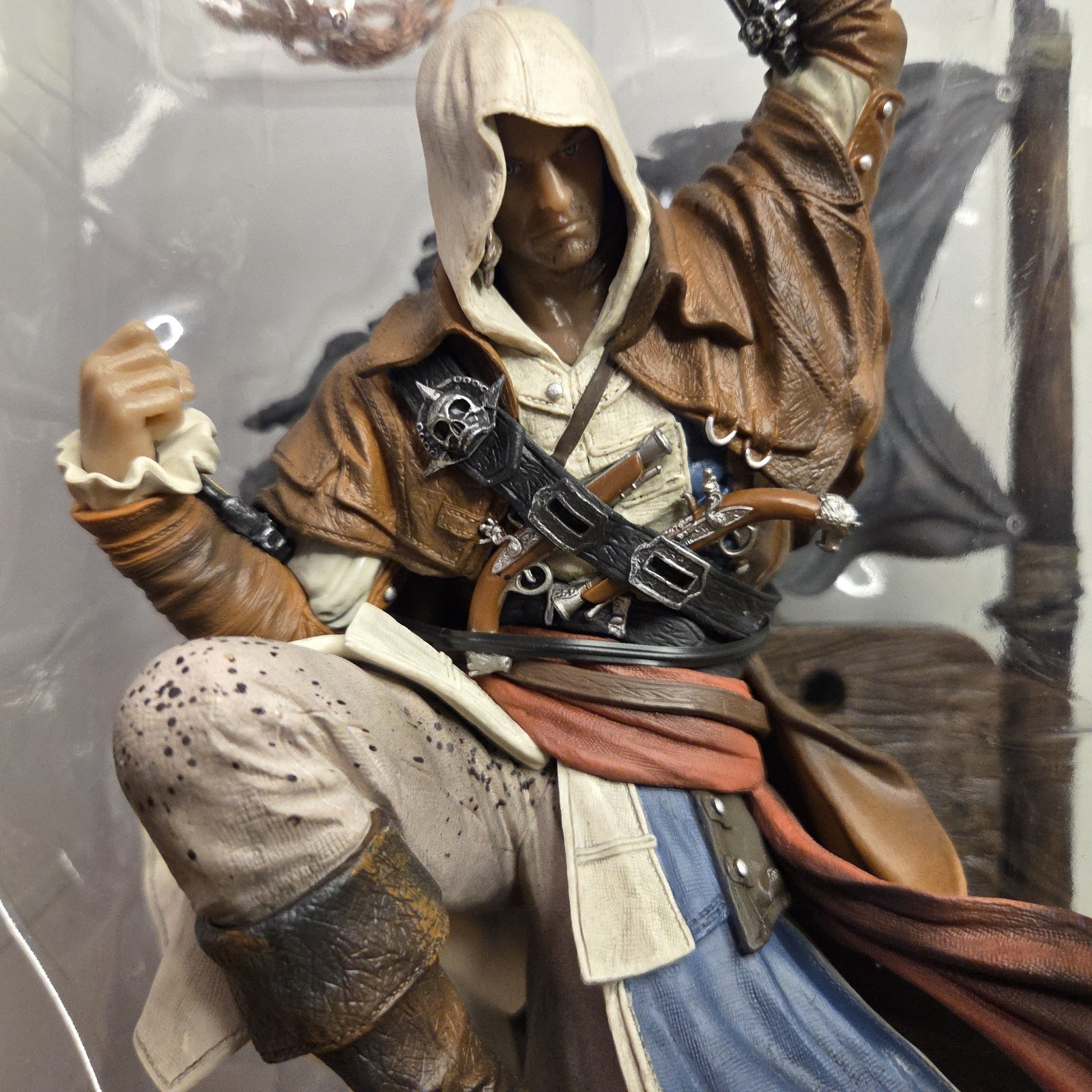 Assassin’s Creed IV 4 Black Flag Collector’s Edition Xbox 360 Set “Figure Only”