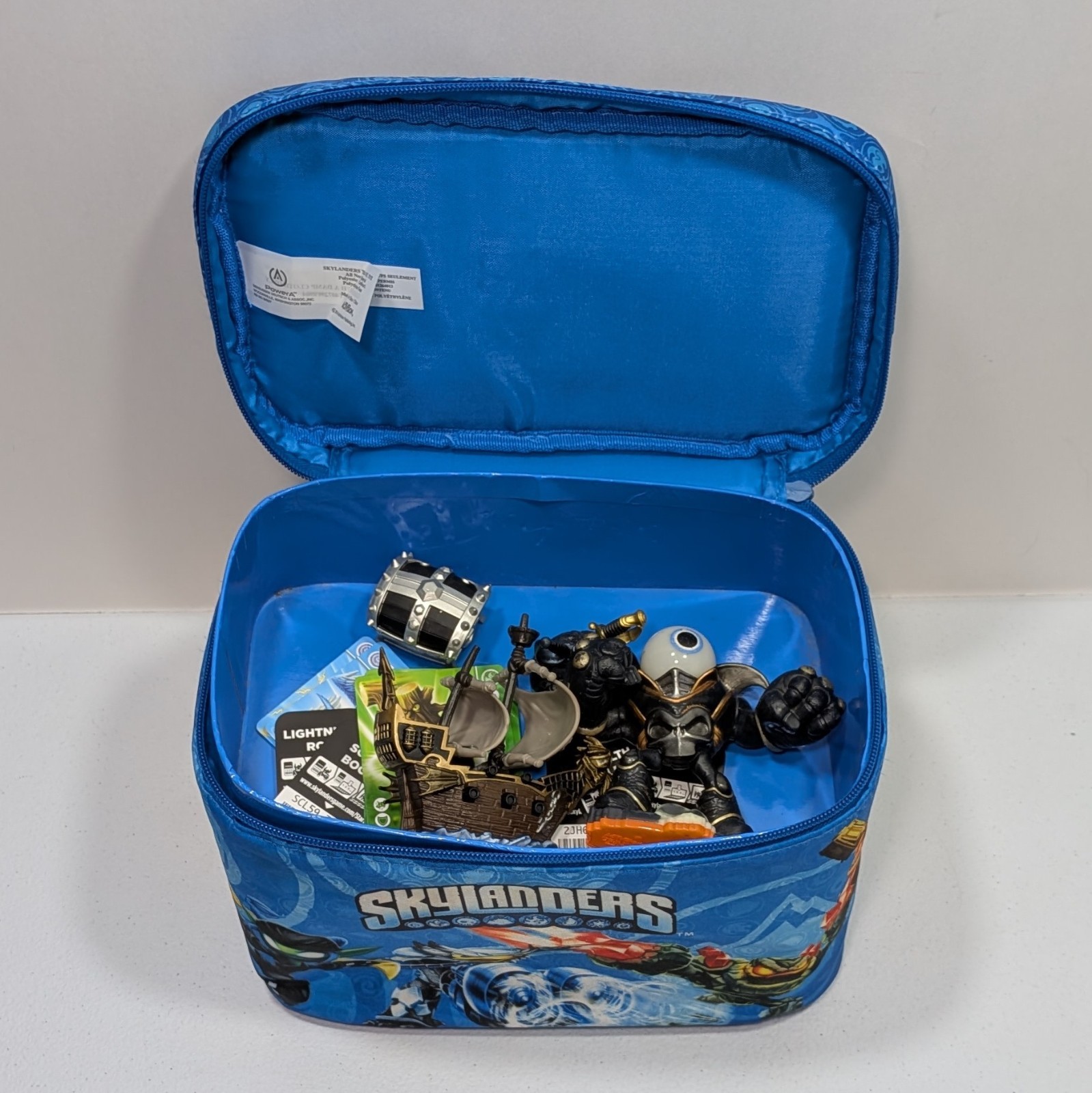 Skylanders Spyros Adventure 14 Figure Lot w/ 6 Cards & PowerA Travel Tote Bag