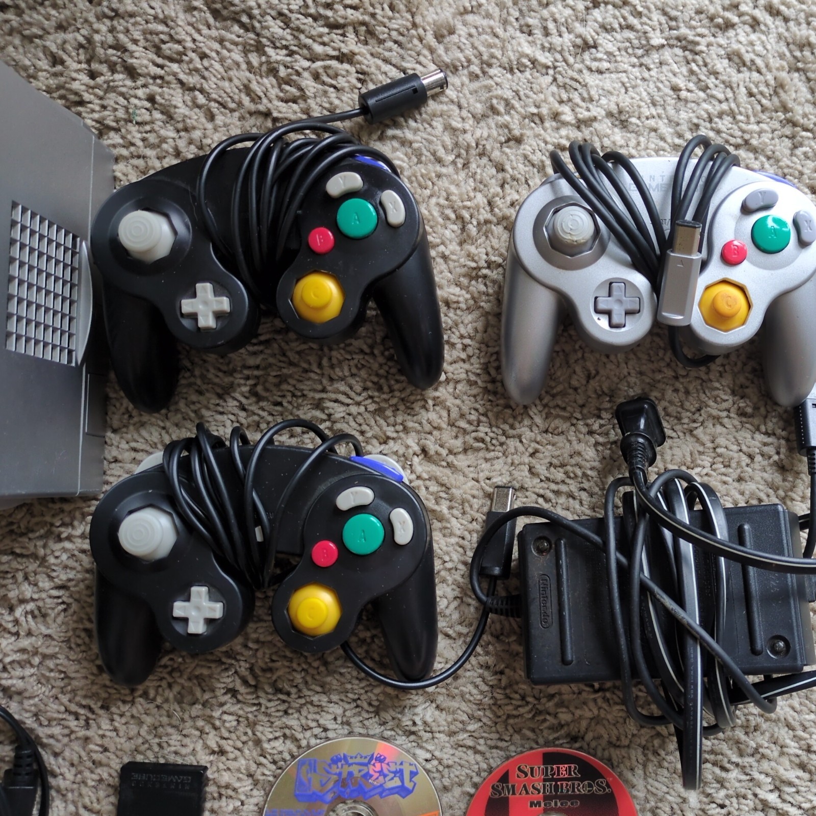 Gamecube Silver Disc Reader not Working Oherwise Complete with Games