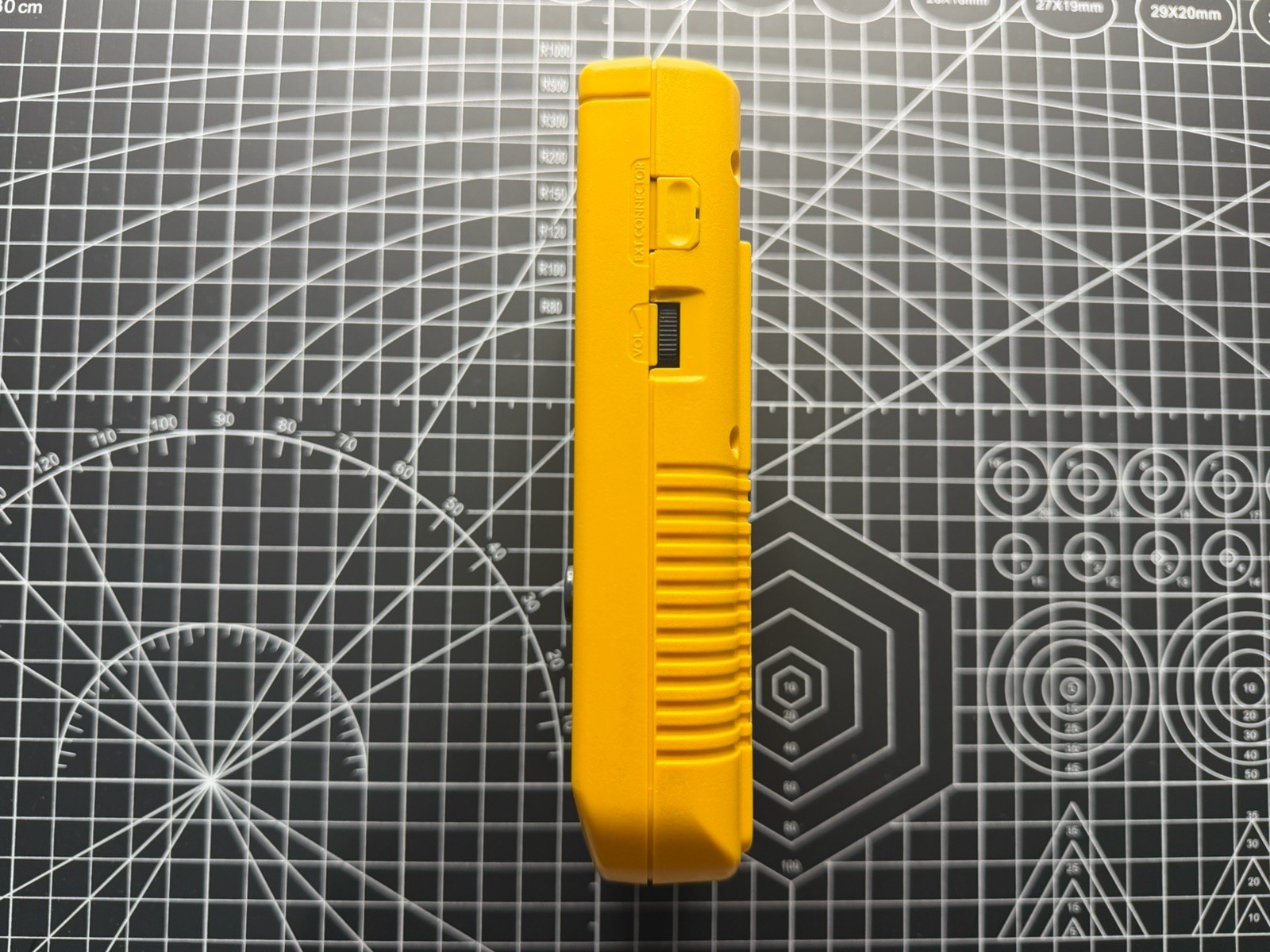 Extremely Rare Yellow Nintendo Game Boy DMG MANI Limited – 100% Authentic