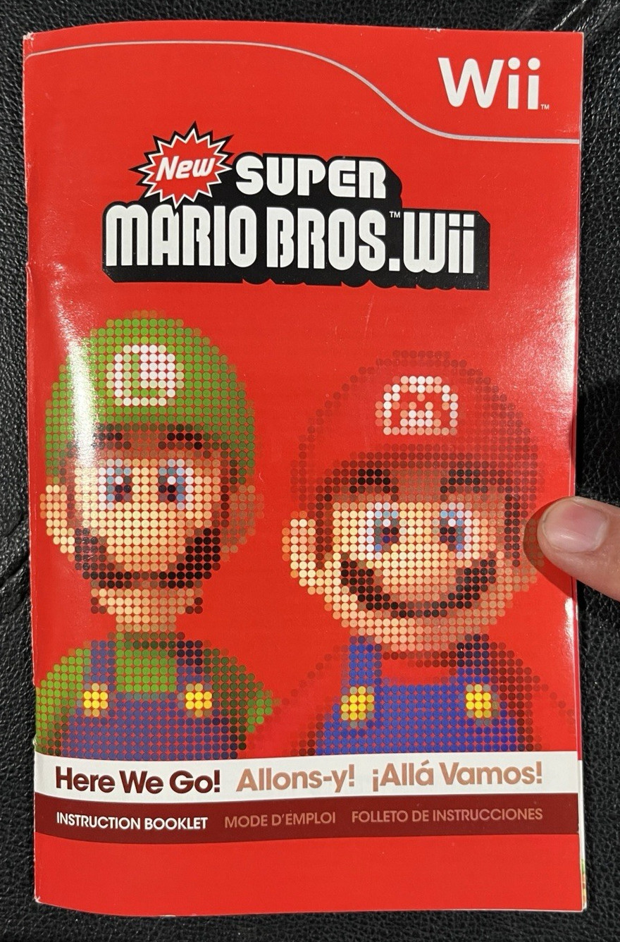 New Super Mario Bros. Wii 2009 Complete with Inserts! Cleaned, Tested & Working!