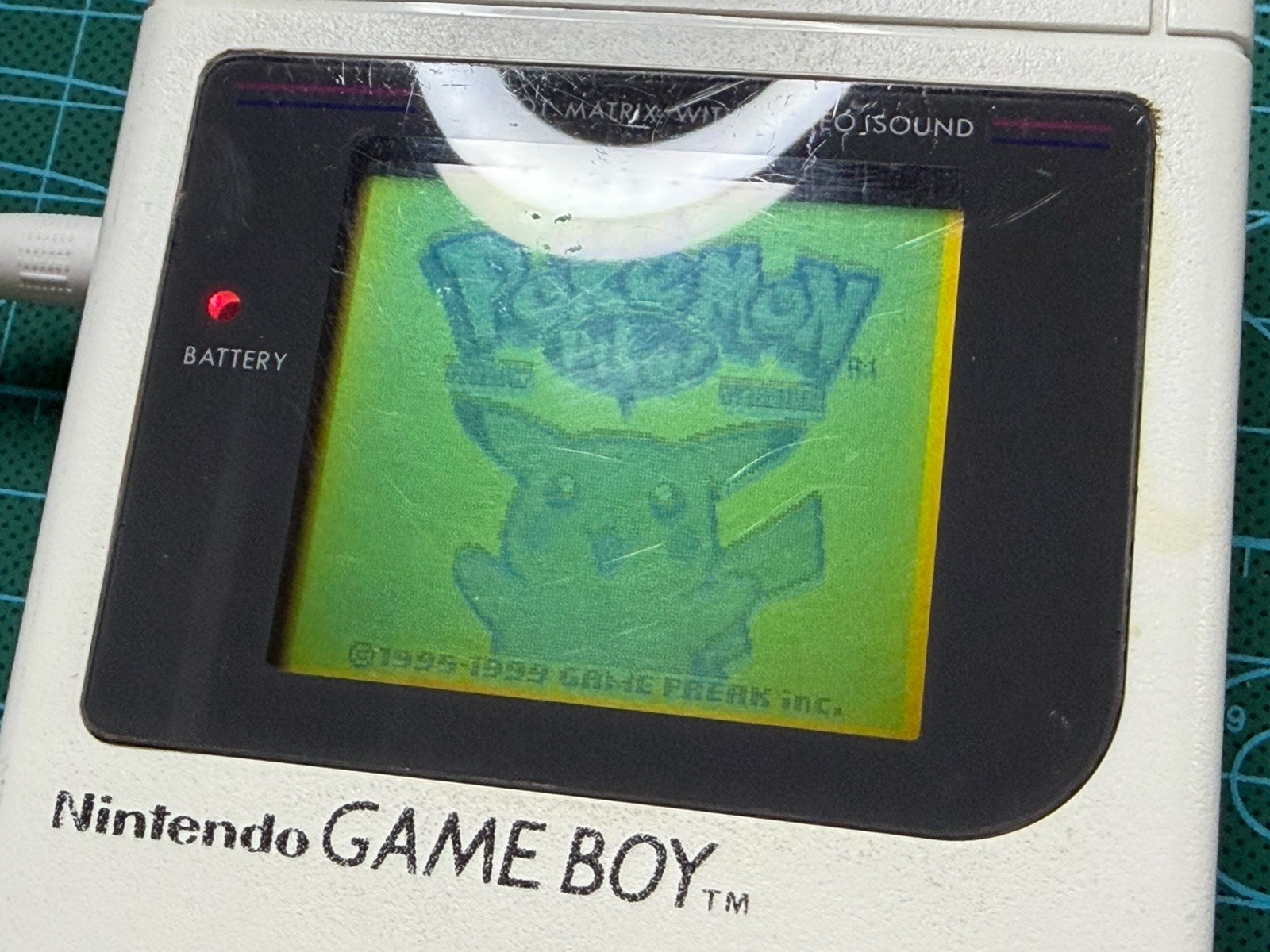 Extremely Rare White Nintendo Game Boy DMG MANI Limited – 100% Authentic