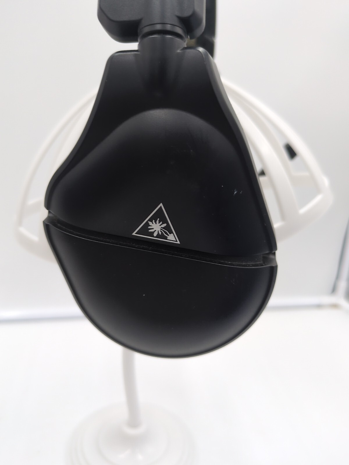 Turtle Beach Stealth 700 G2x MAX Ear-Cup Over the Ear Headsets – Untested