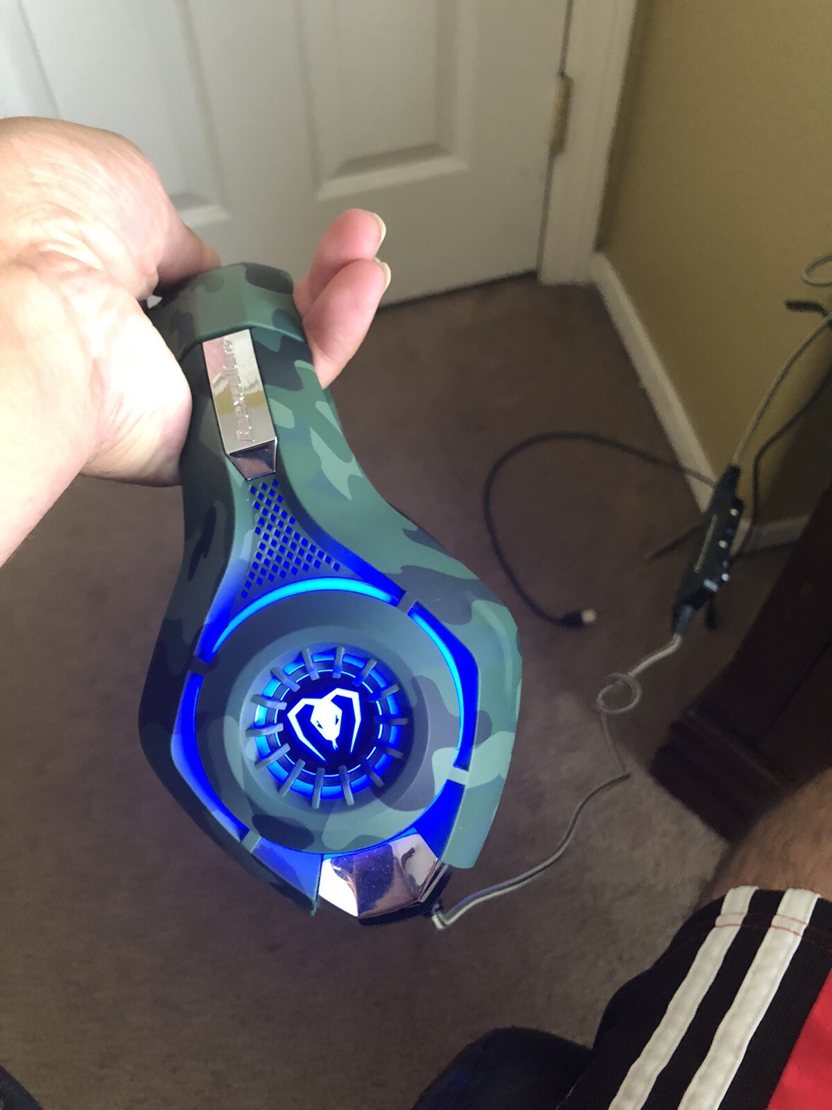 Beexcellent Gaming Headset with Surround Sound & Noise-Isolation Microphone LED