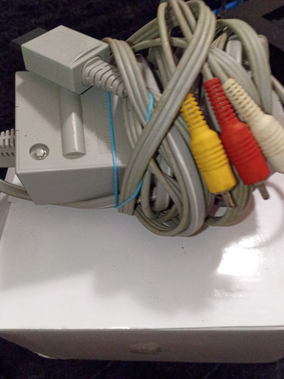 Nintendo Wii AV Cable RVL-009 6ft Gray Composite/RCA Stereo Audio Video