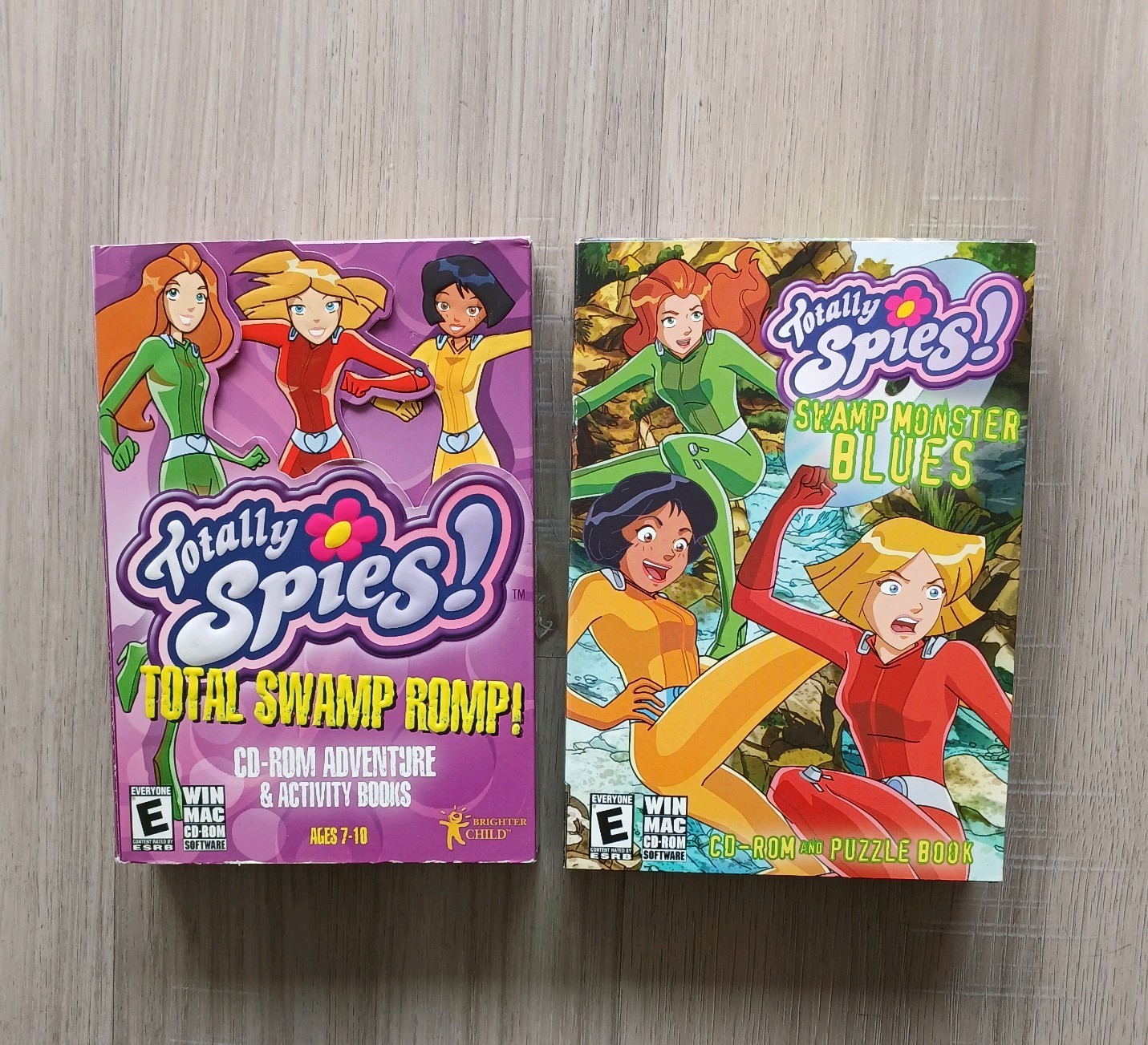 2 Lot Totally Spies Total Swamp Romp+ Swamp Monster Blues – NEW Box – CD Win/Mac