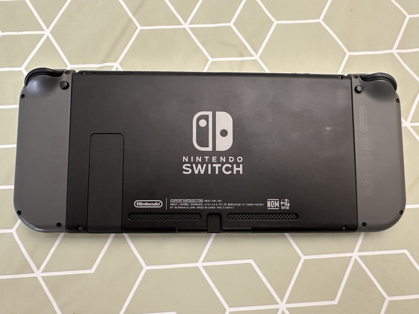 Nintendo Switch Console Bundle w/ Dock, 2 Pro Controllers, Case & 5 Games