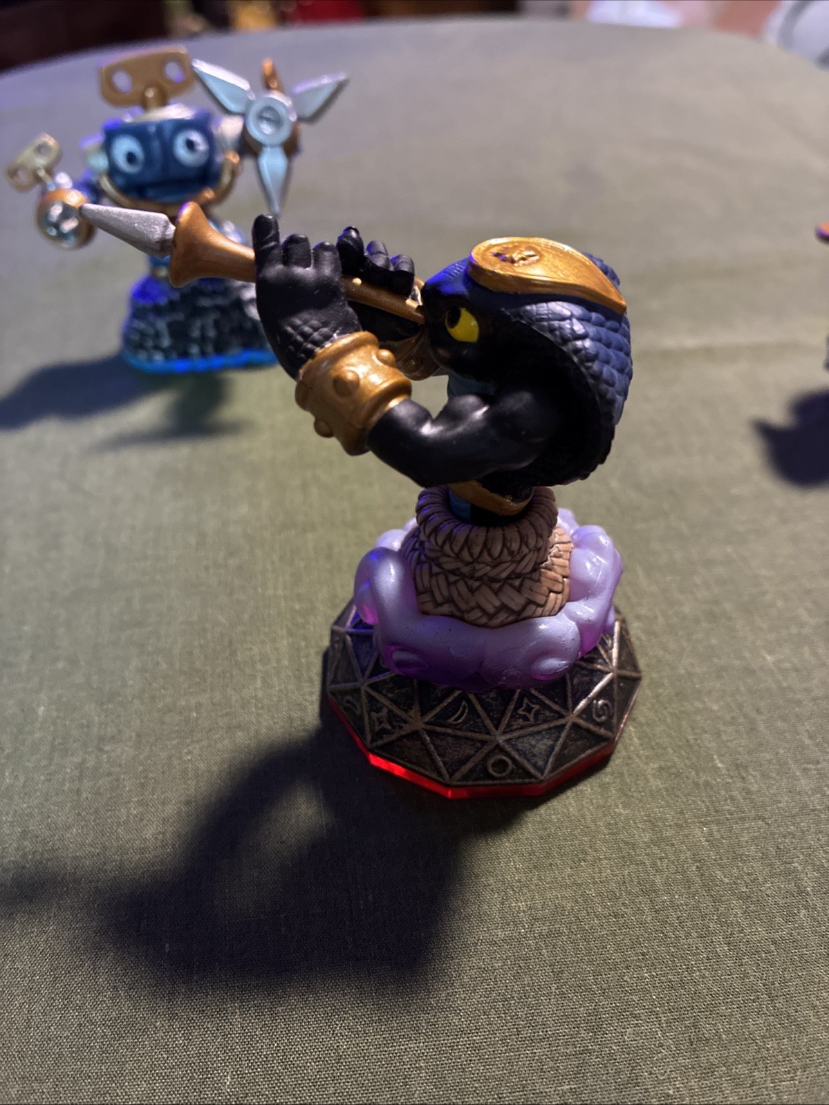 Activision Skylander Swap Force Bronze 3 Figures 1 Trap