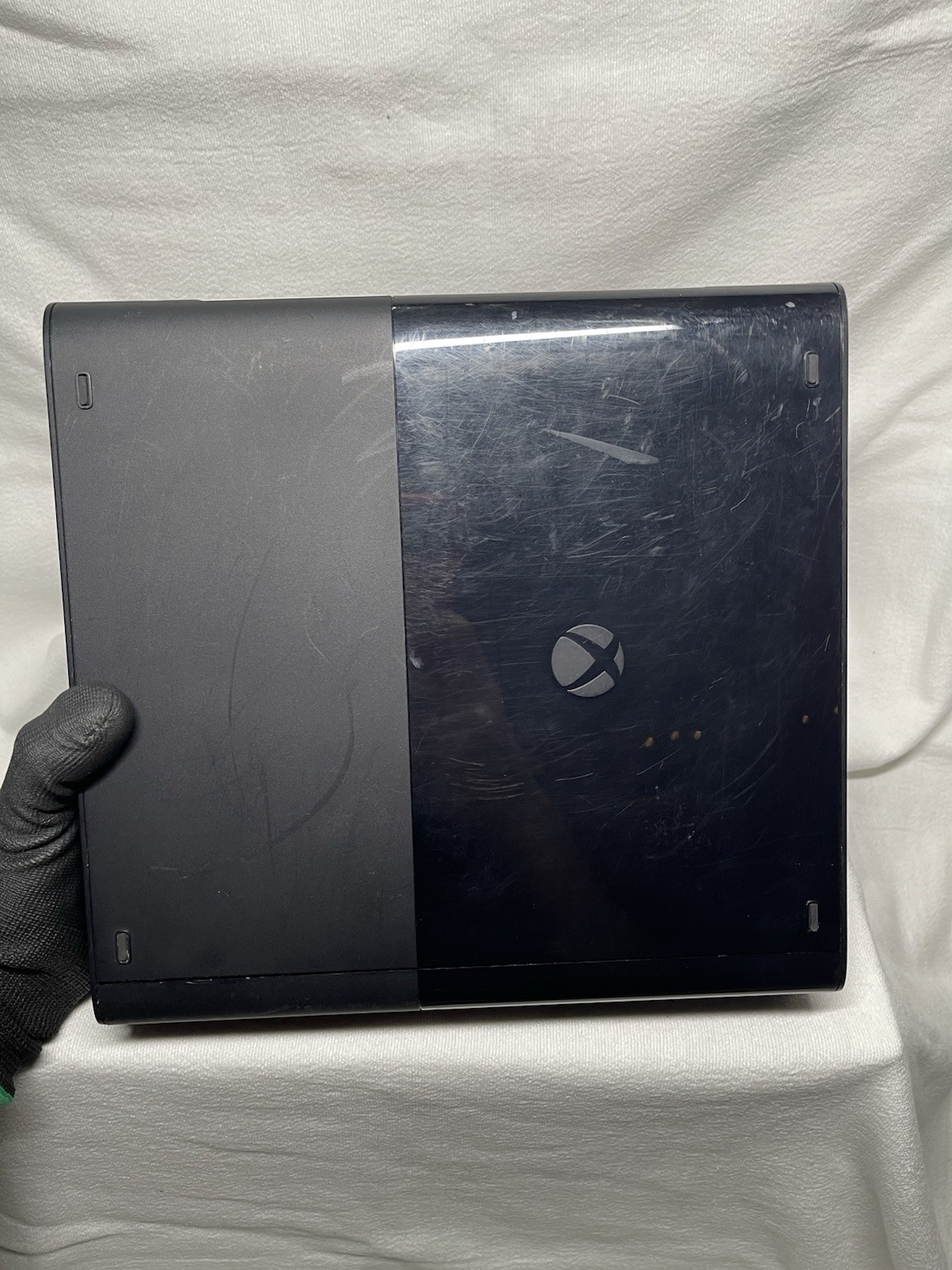 Xbox 360 E Console Model 1538 Console Only for Parts or Repair *Not Tested*