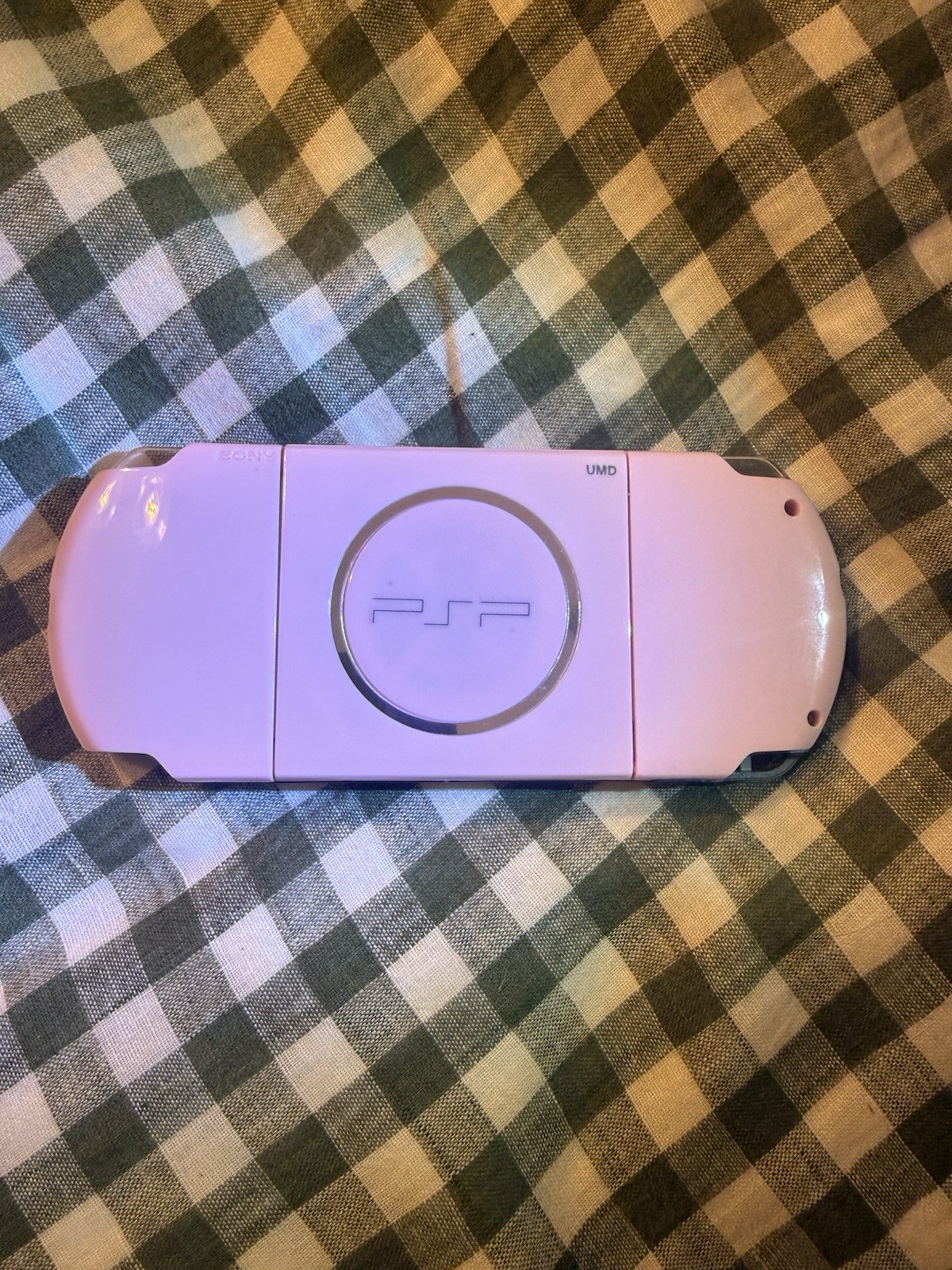 sony psp 3000 japanese region glittery pink/ 64 gb