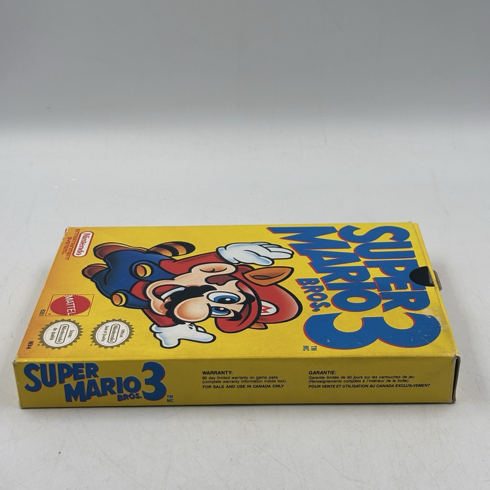 Super Mario Bros 3 RARE Canadian Version Oval Seal Nintendo NES CIB Near Mint