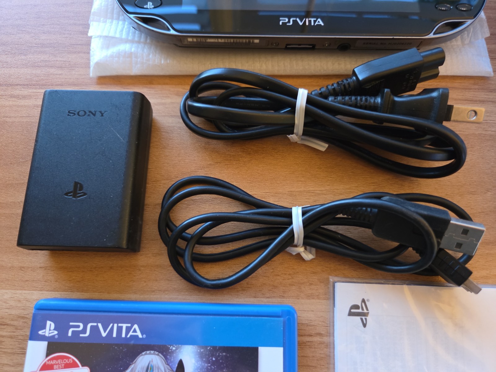 Sony Ps Vita PCH-1000 black Crystal Model Console & Charger CIB TESTED