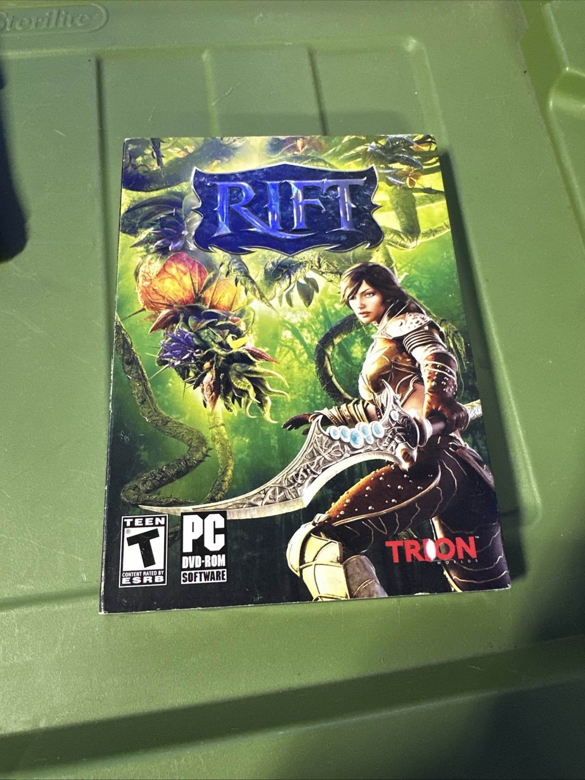 Rift The Trion RPG Game PC DVD-ROM 2011 New Sealed Complete In Box Windows XP/7
