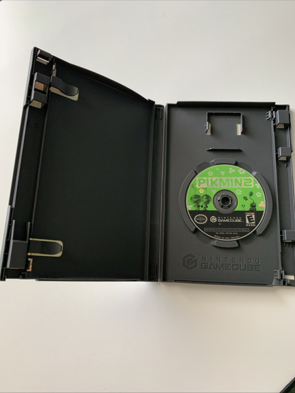 Pikmin 2 (Nintendo GameCube, 2004) No Manual Black Label Tested