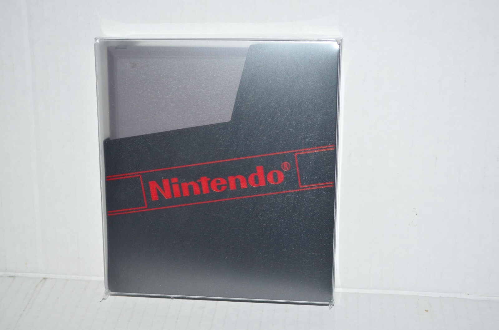 10 Plastic Protective Protector Cases Sleeve Display For Nintendo NES Cartridges