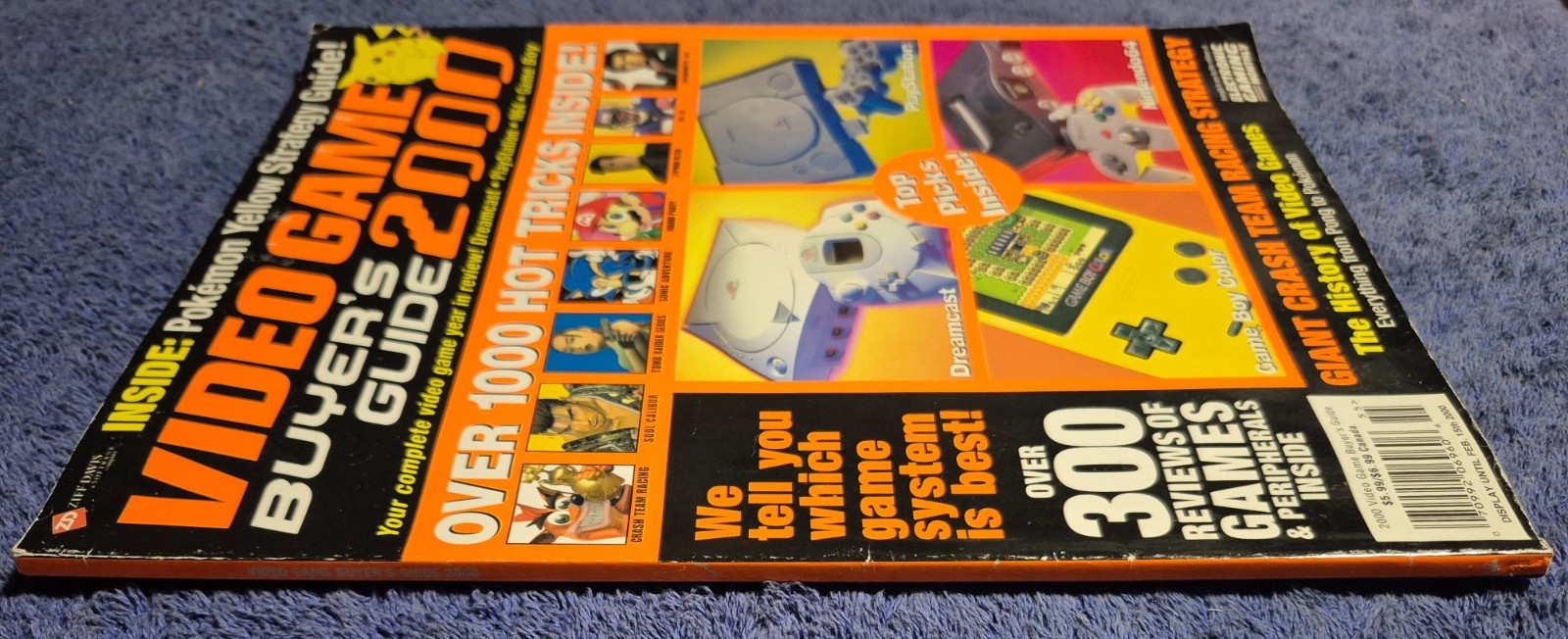 VIDEO GAME BUYER’S GUIDE 2000 ELECTRONIC GAMING MONTHLY DREAMCAST PLAYSTATION