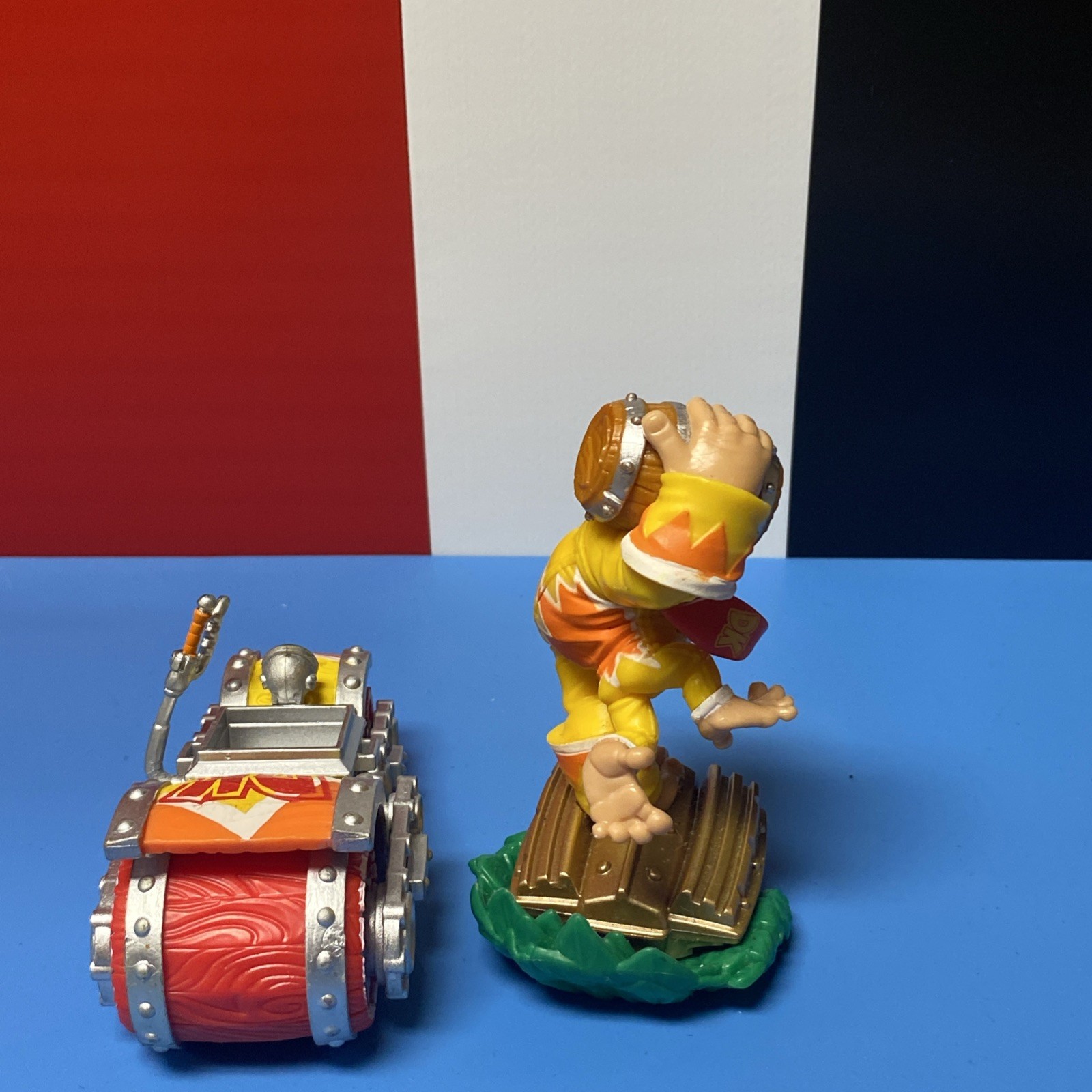 Skylanders Superchargers Donkey Kong Barrel Blaster Racing Car