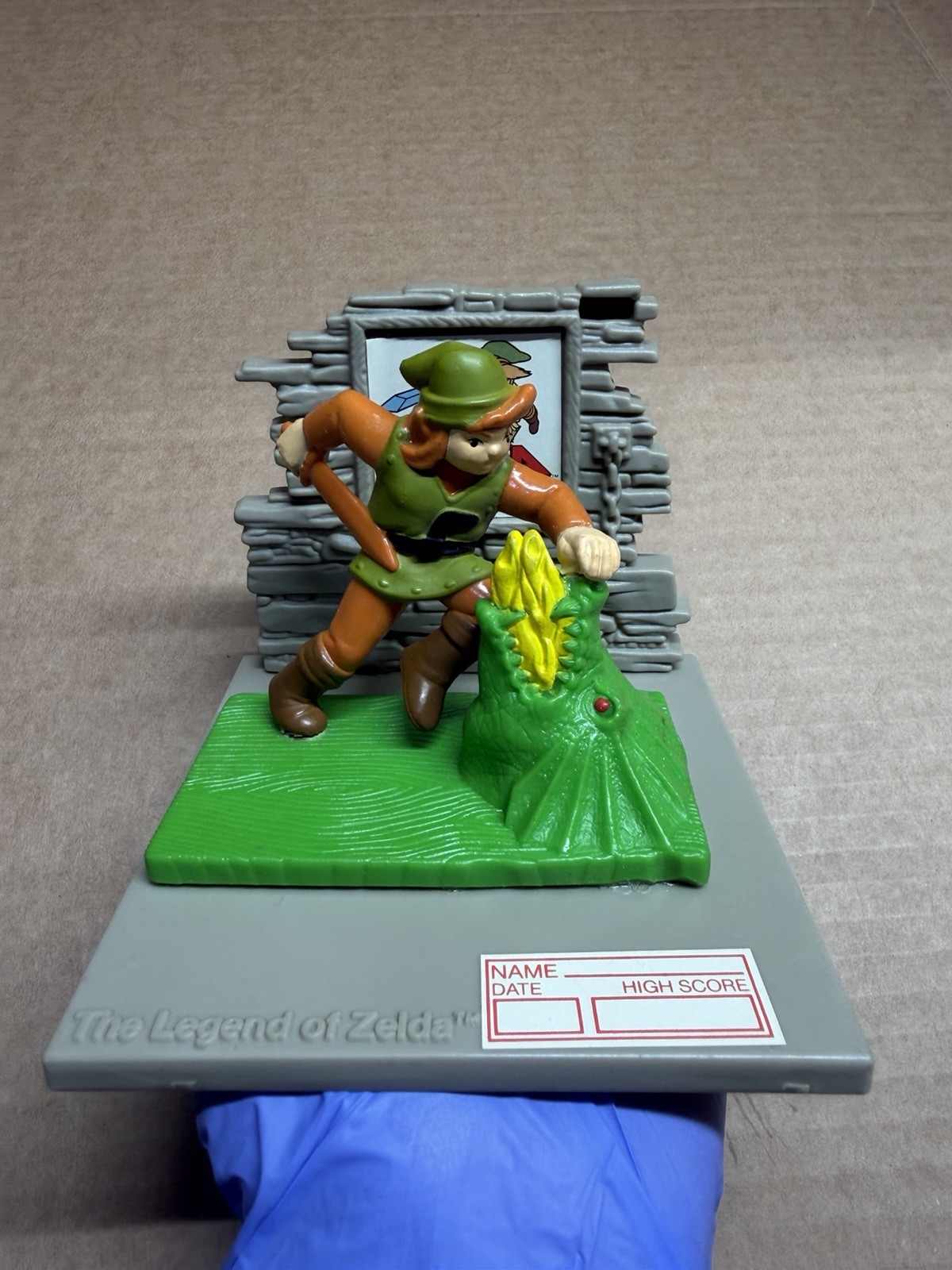 1988 Nintendo Hasbro Legend of Zelda “Link fights the head of Gleeok”display
