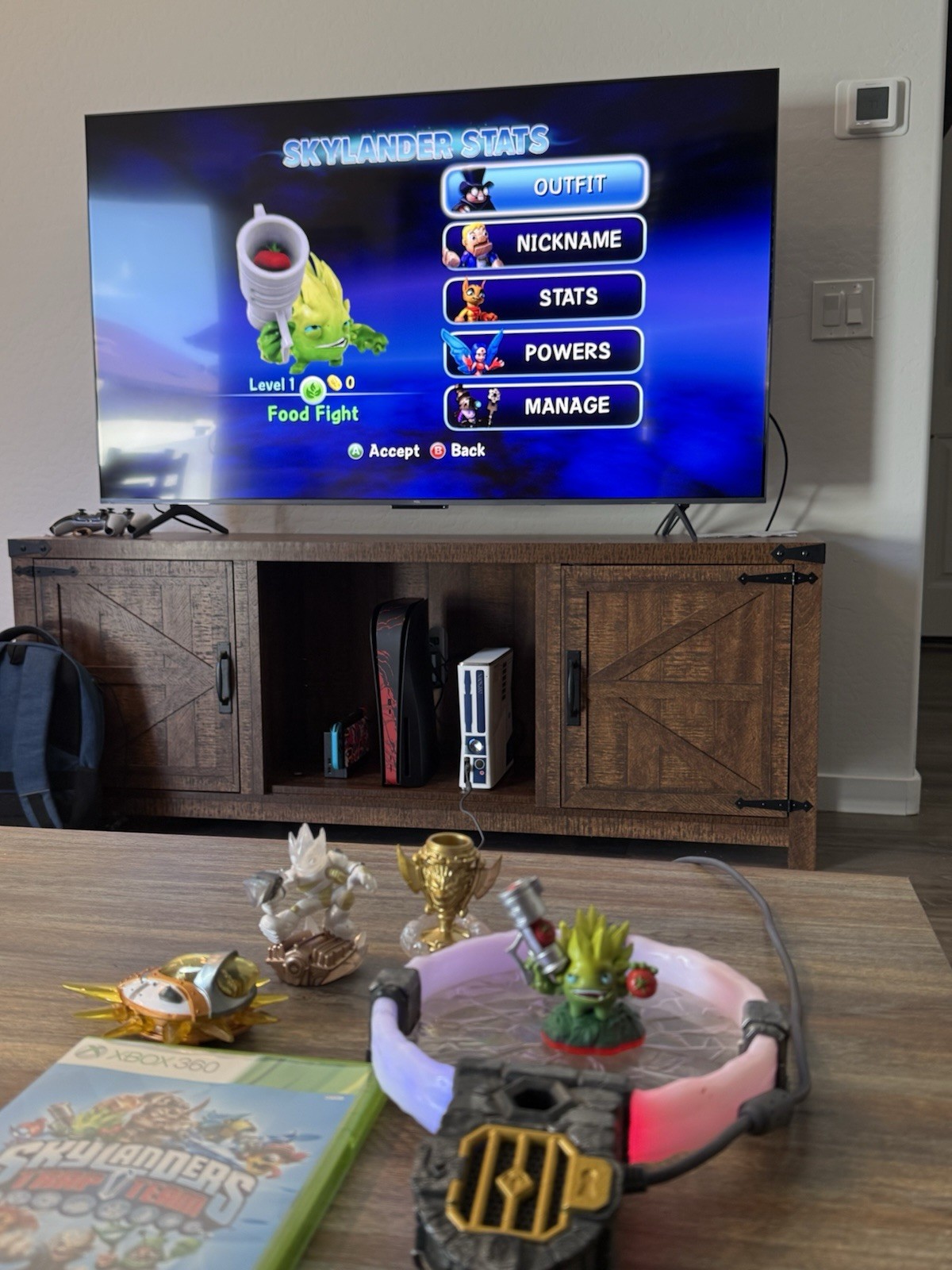 Xbox 360 Traptanium Portal/Game Bundle W/Blast Zone and Food Fight Tested