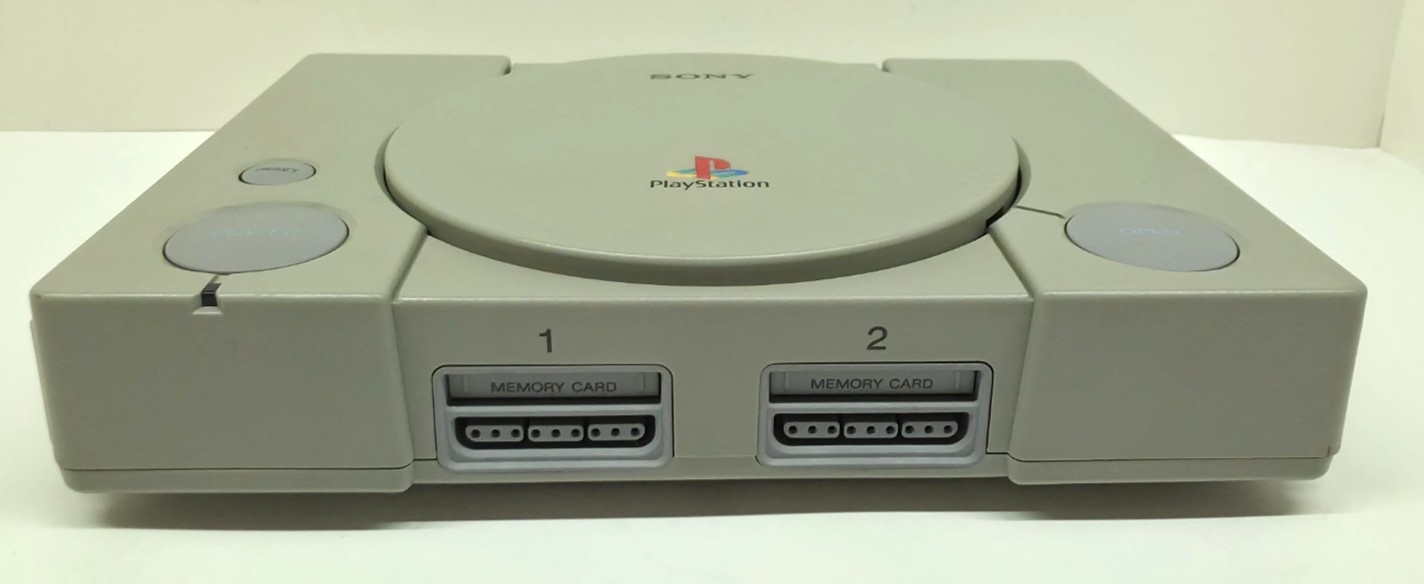 Sony PlayStation 1 Console (SCPH-7501) System Bundle w/ EA Shoulder Bag Tested