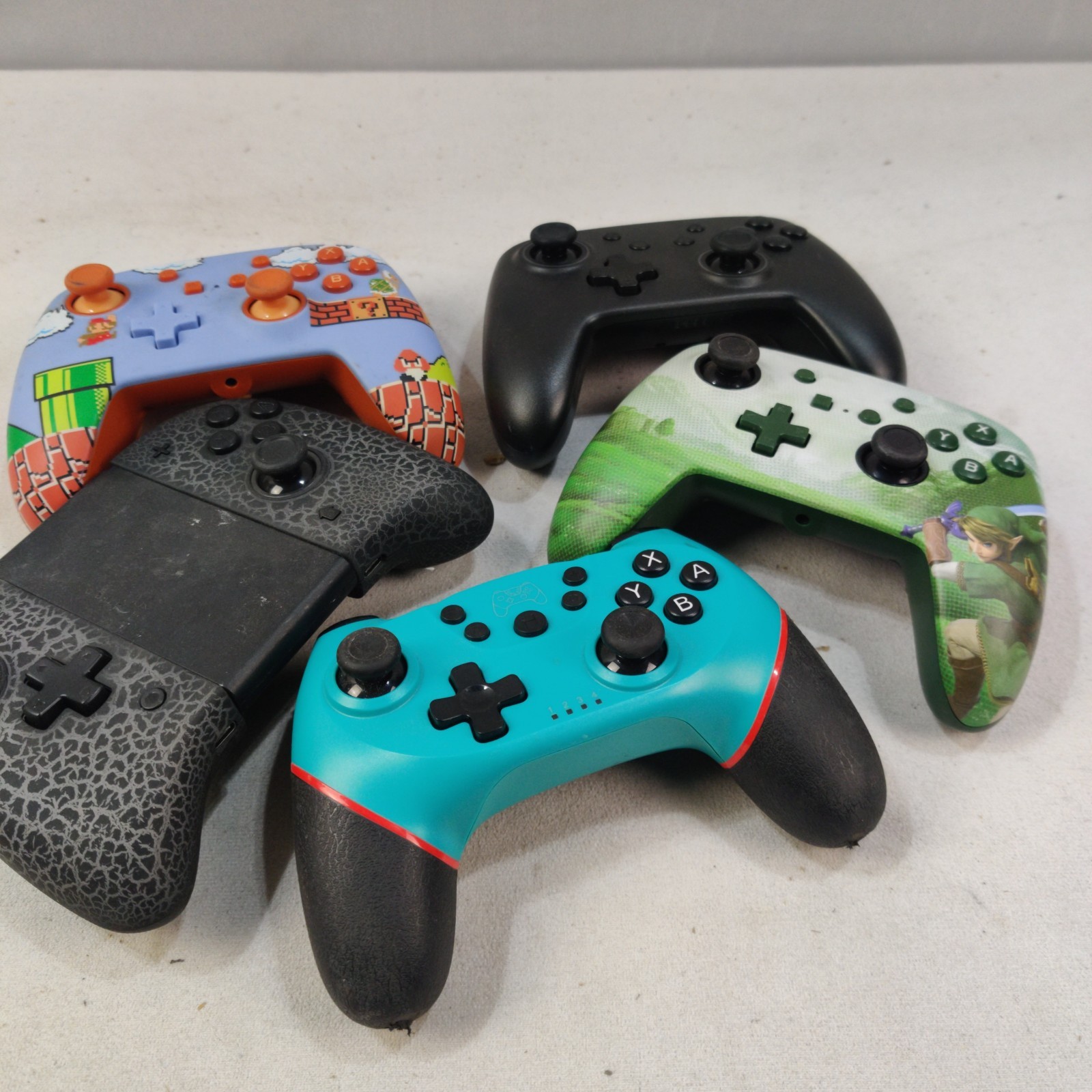Lot of 5 Assorted Third Party Nintendo Switch Controllers READ DESCRIPTION