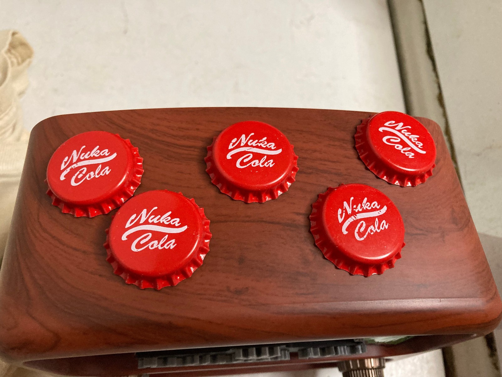 Fallout Radiation King Nuka cola TableTop radio real working fan art 4 cos play