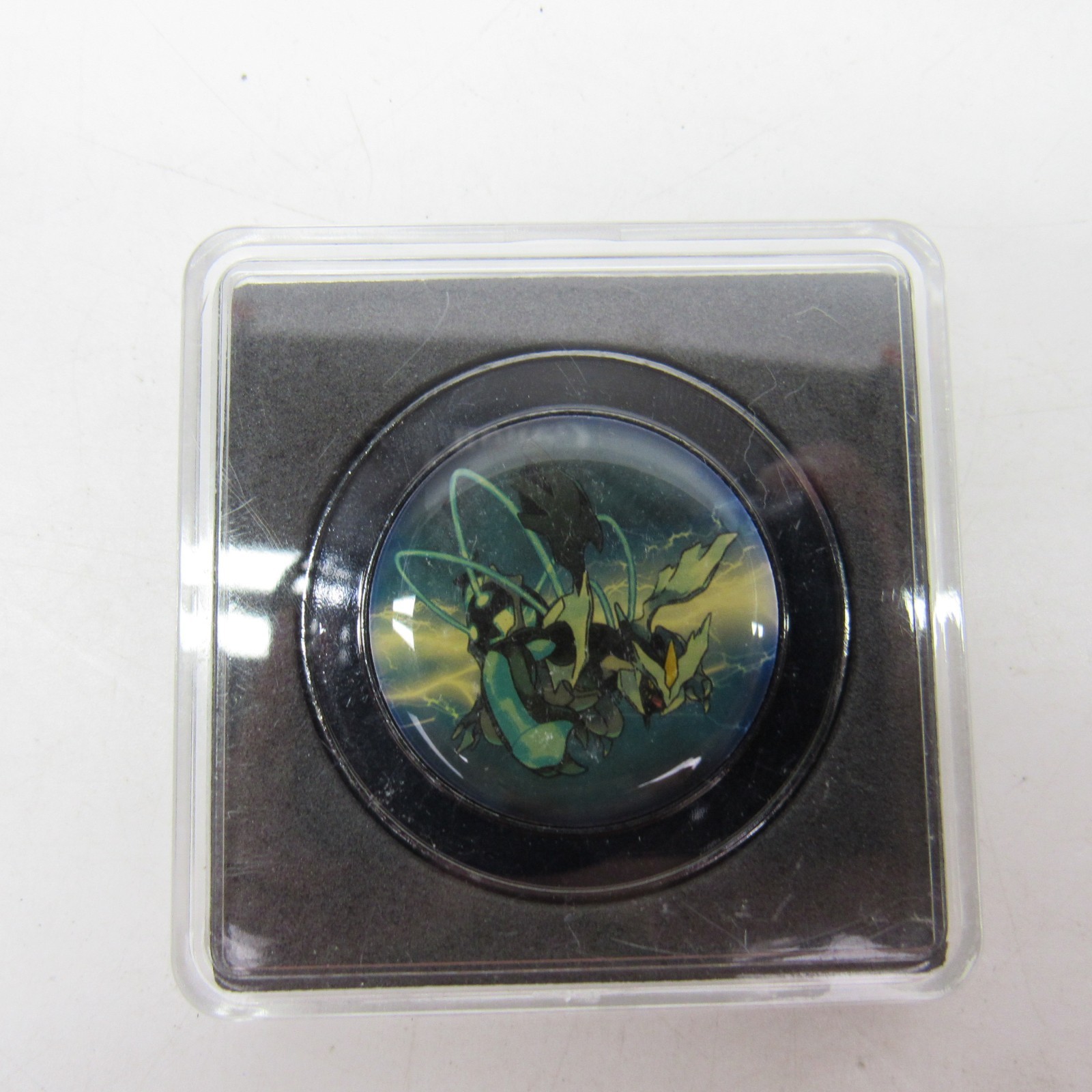 Pokemon Black Version 2 Nintendo Kyurem Commemorative Coin Token Medal Coin